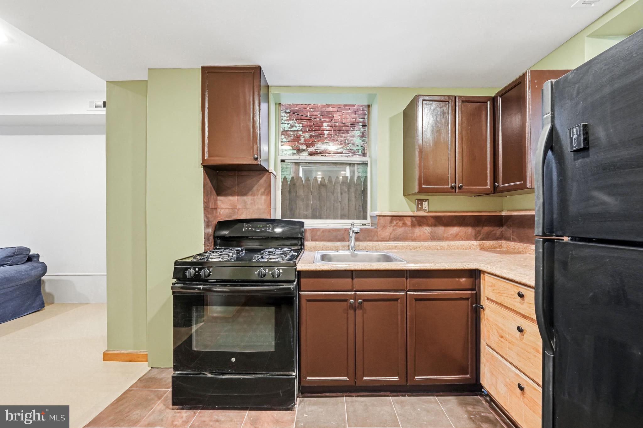 KENSINGTON - Residential
