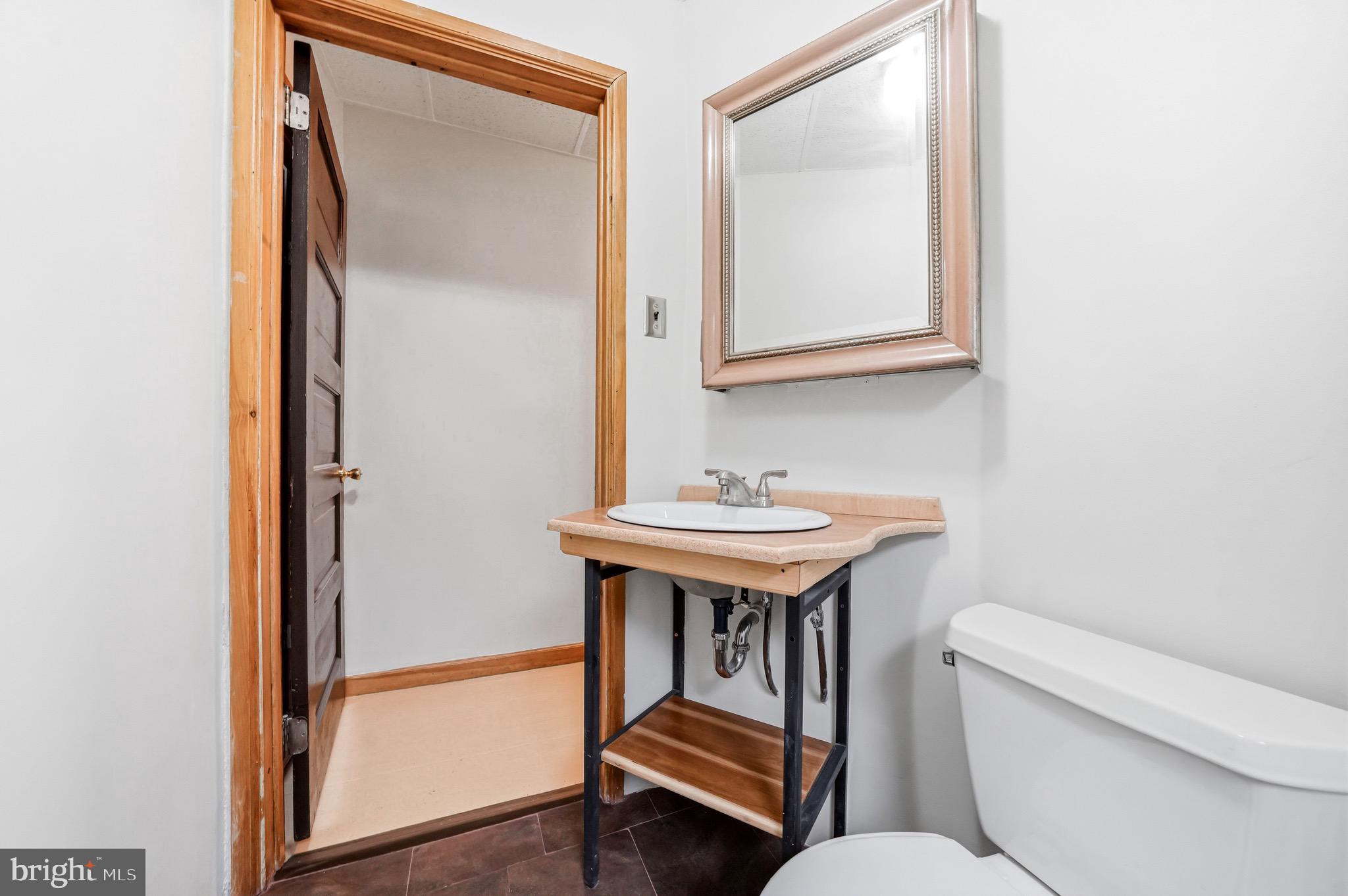 KENSINGTON - Residential