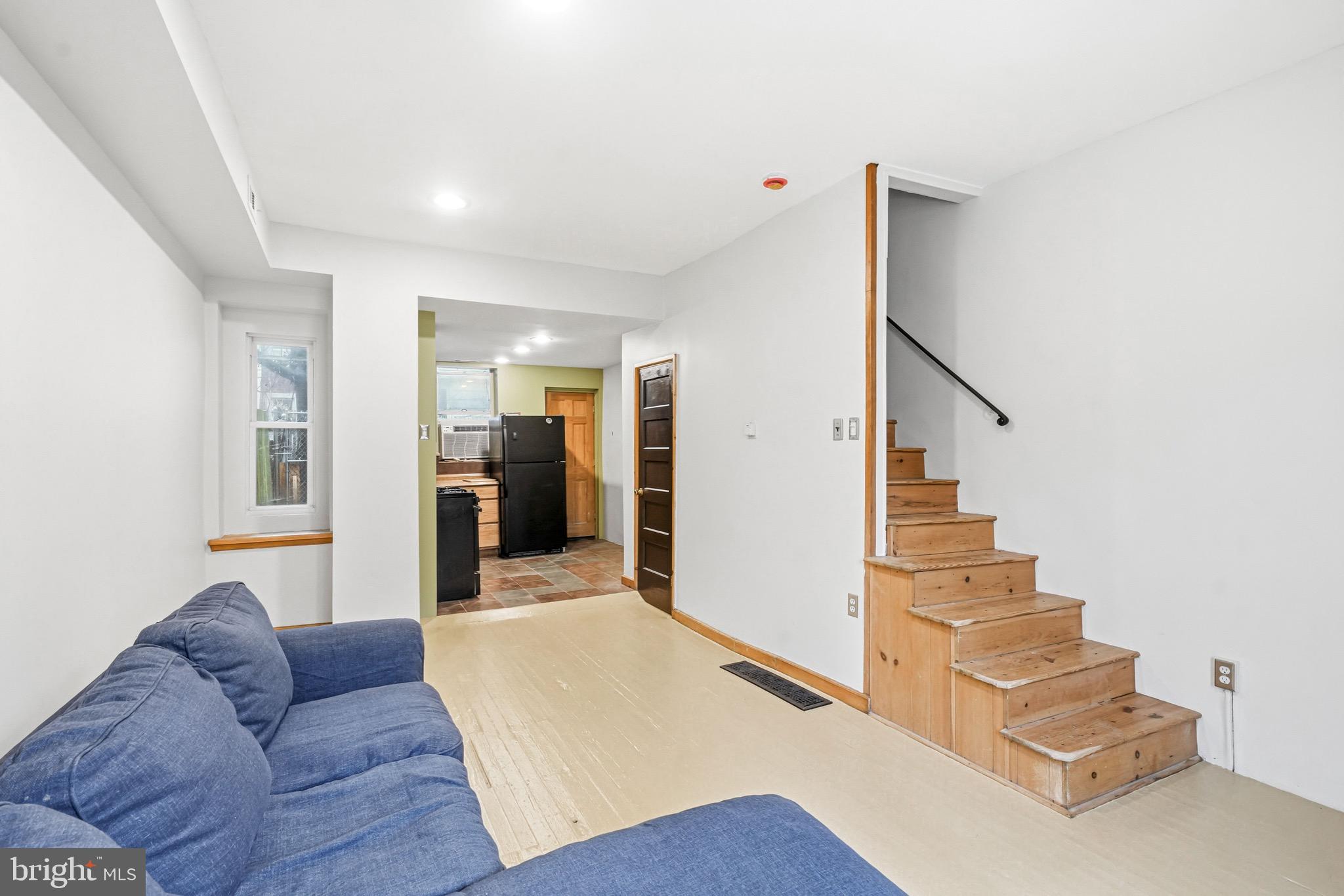 KENSINGTON - Residential