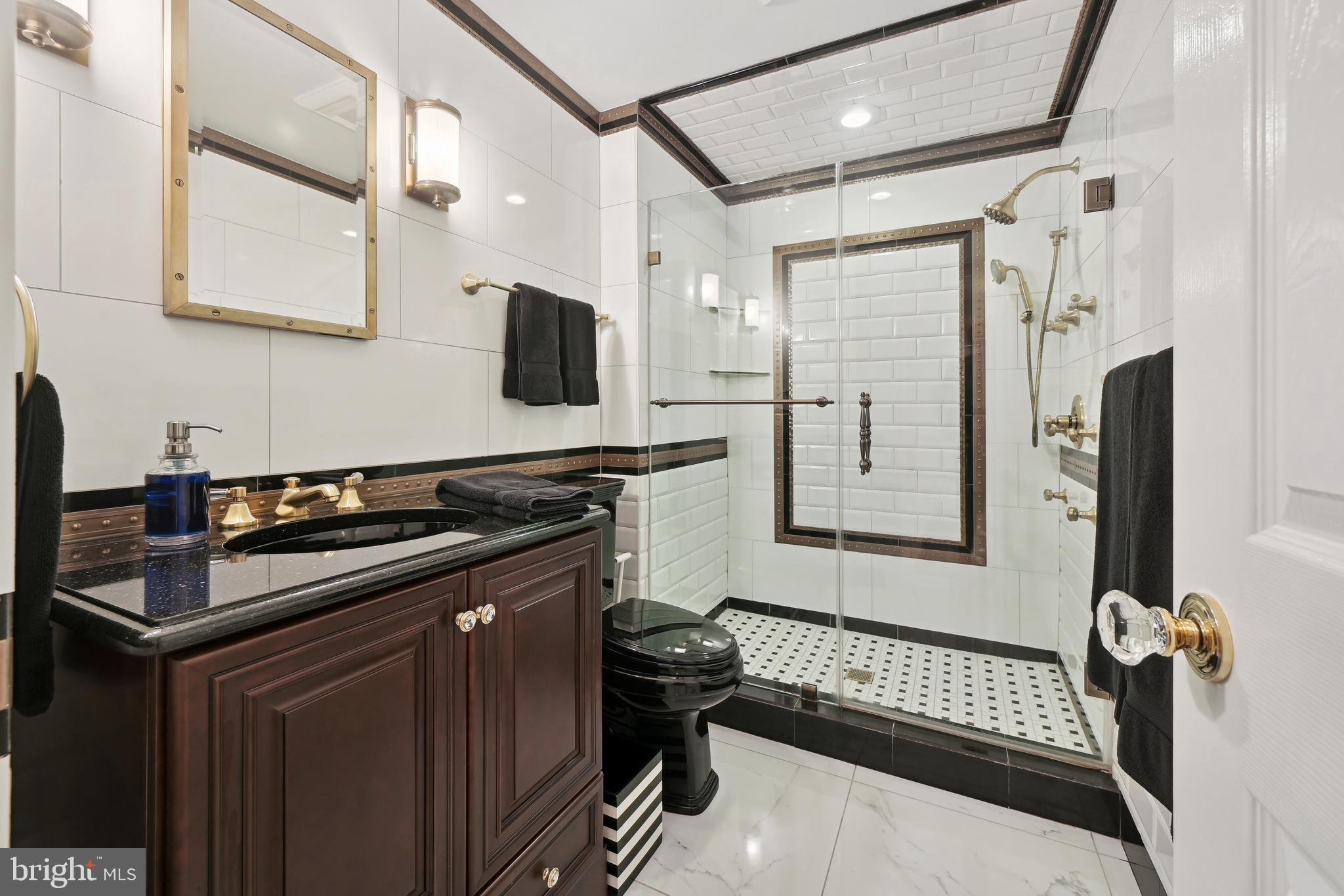 POTOMAC CHASE - Residential