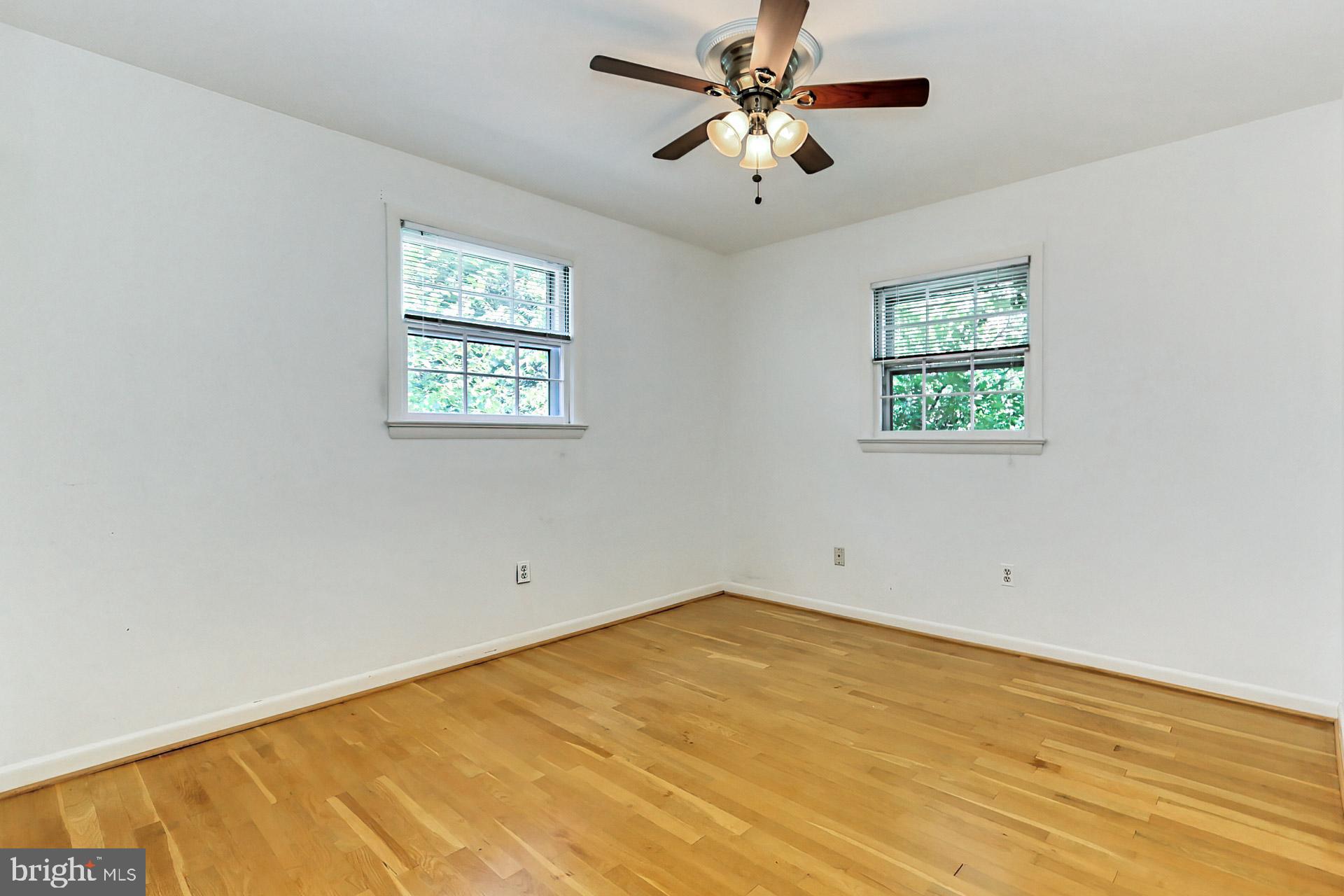 SLEEPY HOLLOW WOODS - Residential