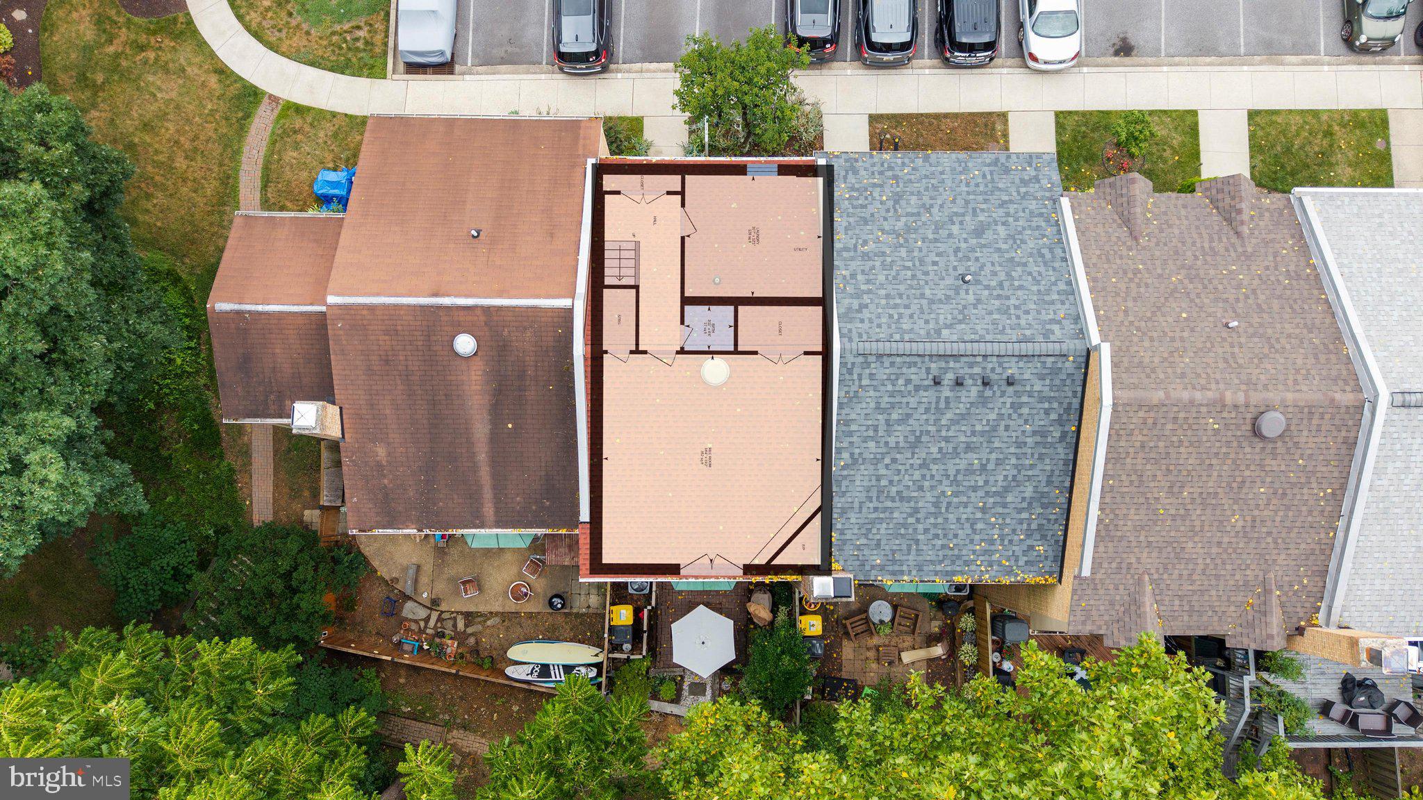 BAY HILLS TANGLEWOOD - Residential