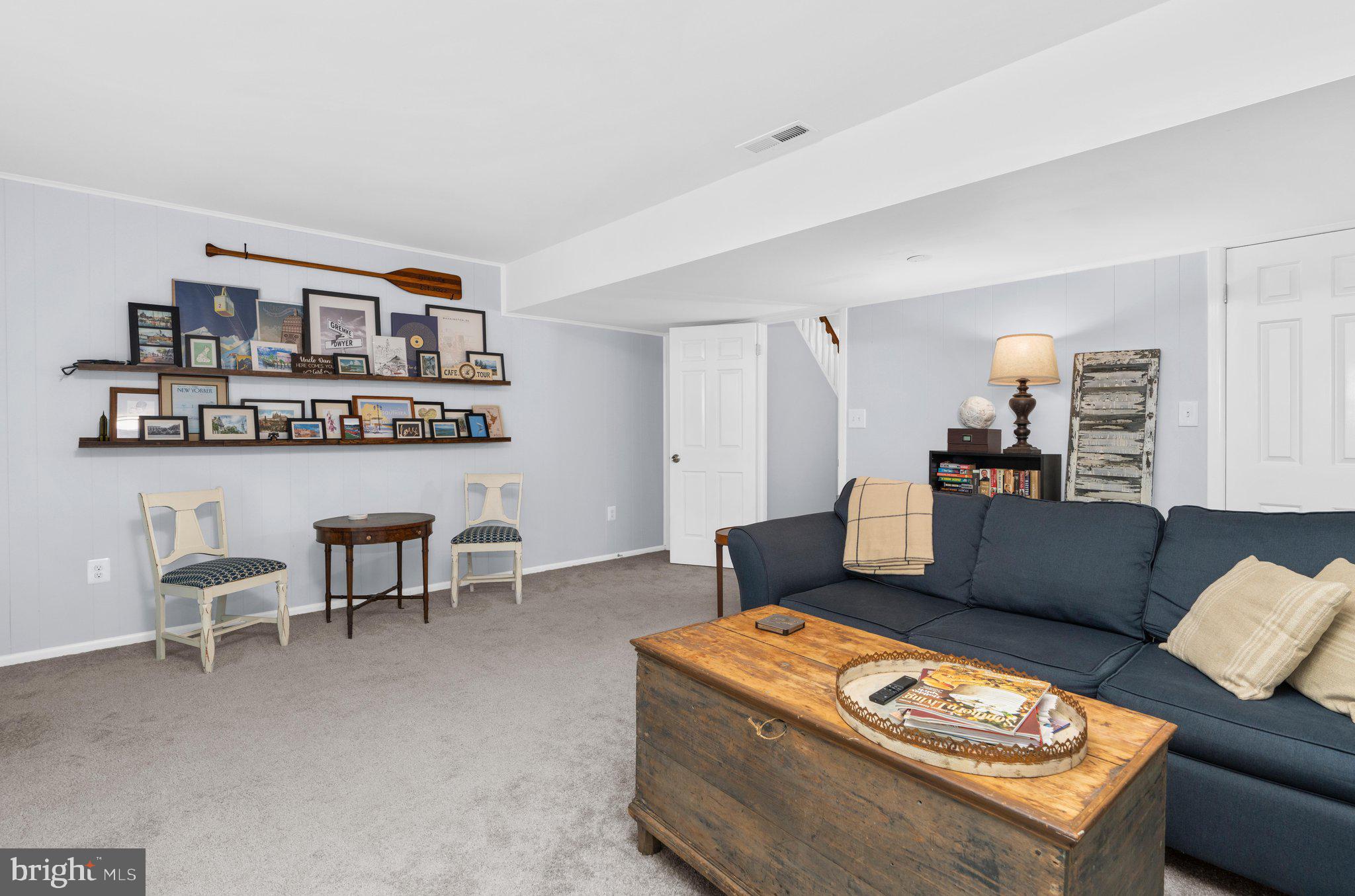 BAY HILLS TANGLEWOOD - Residential