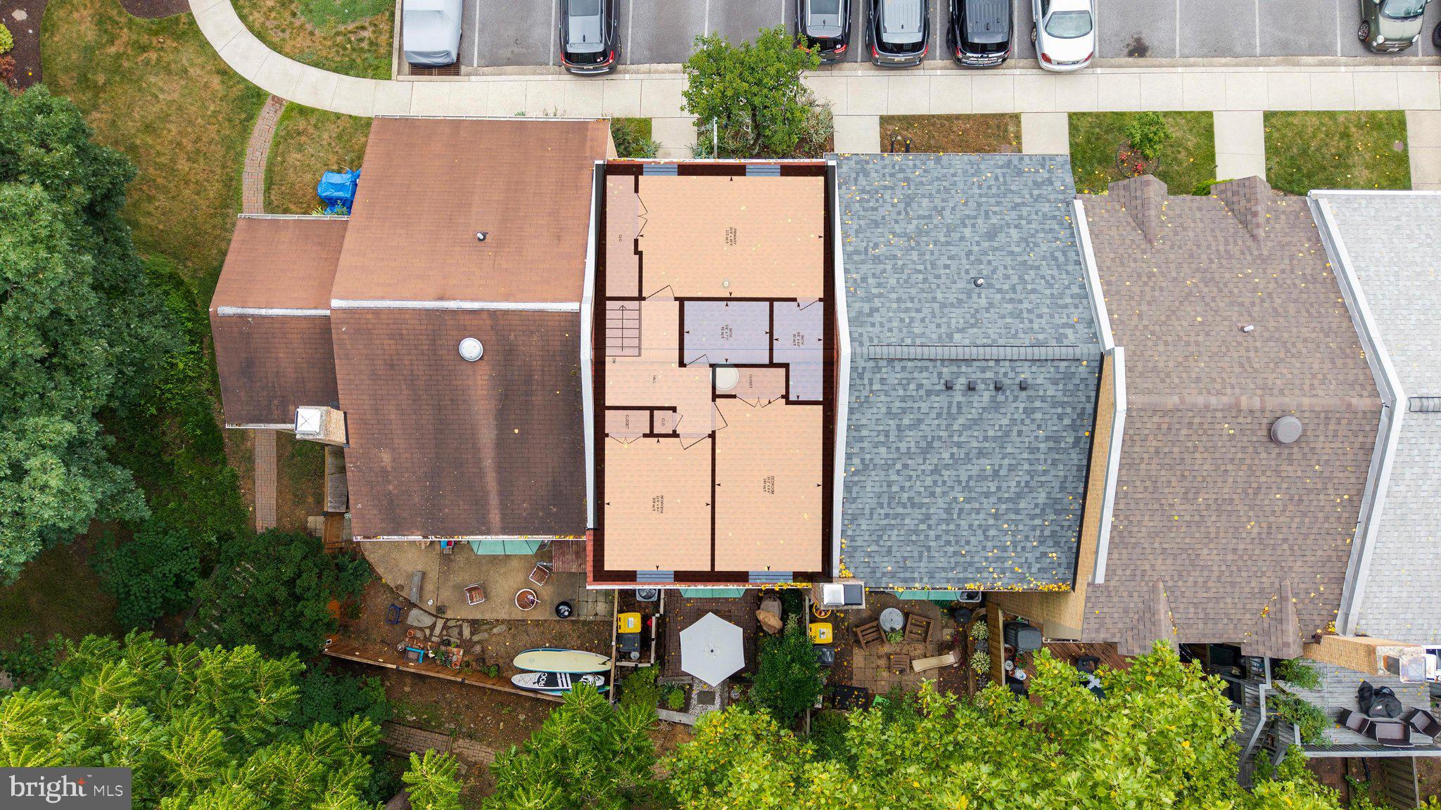 BAY HILLS TANGLEWOOD - Residential