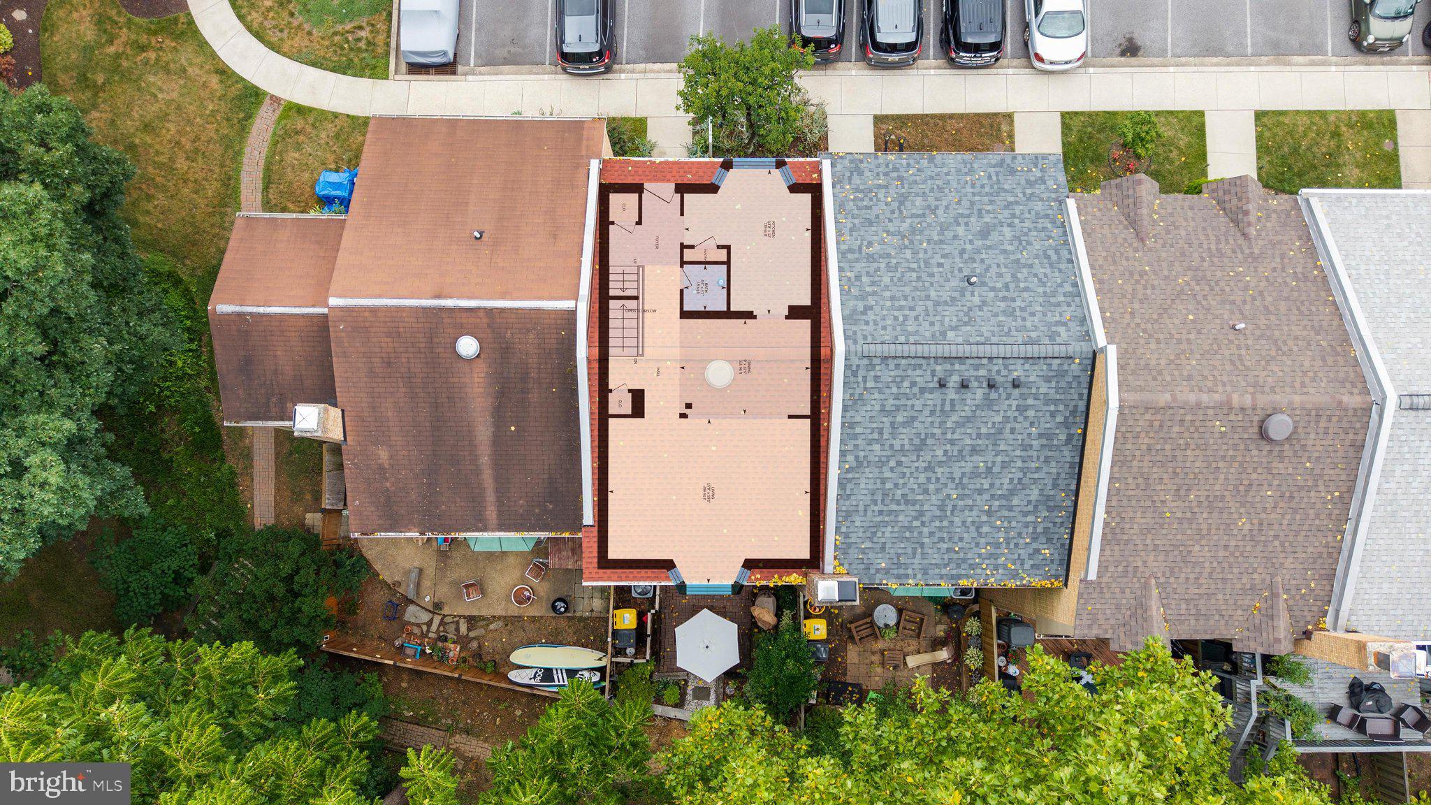 BAY HILLS TANGLEWOOD - Residential