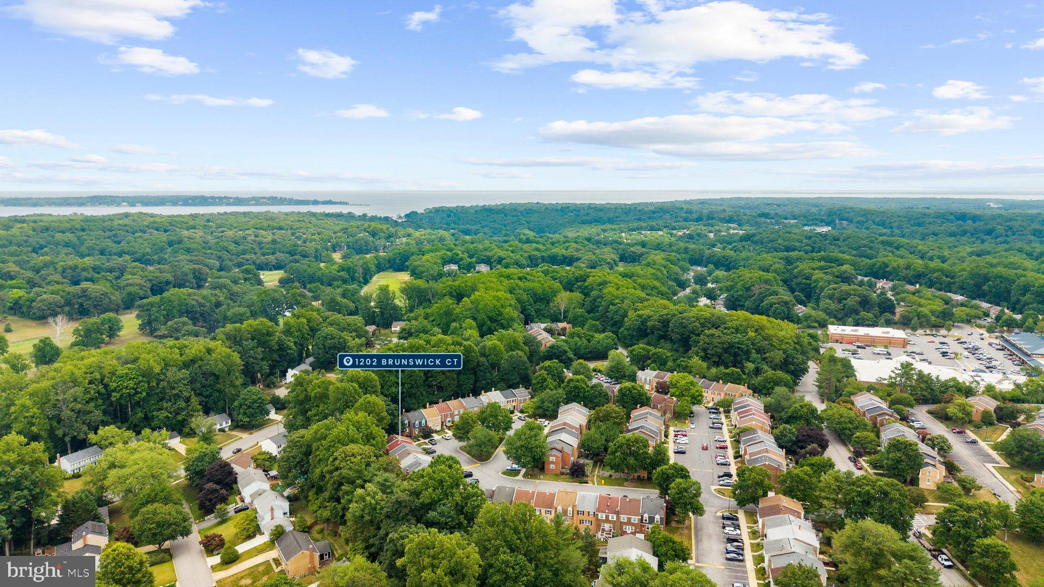 BAY HILLS TANGLEWOOD - Residential