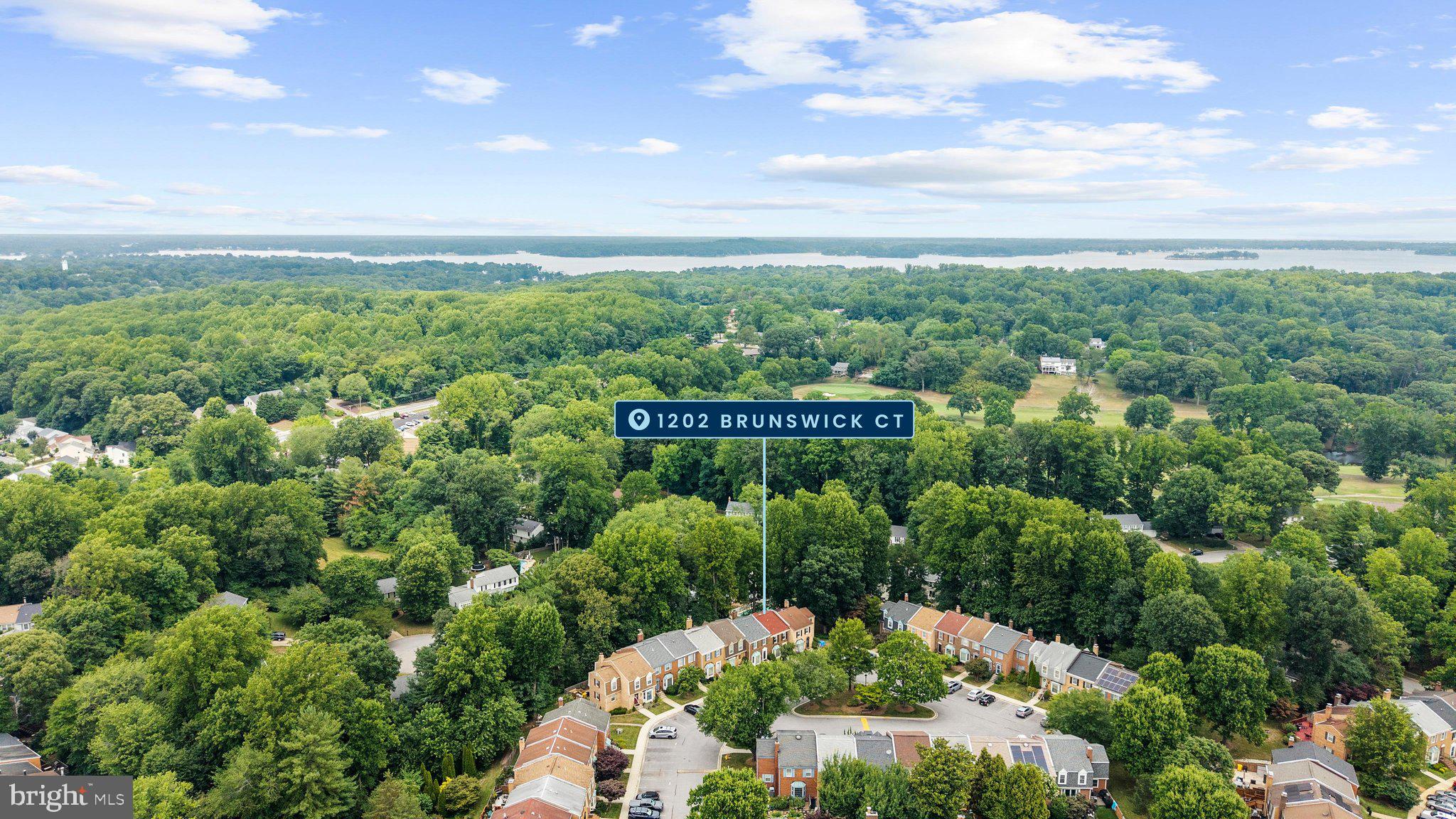 BAY HILLS TANGLEWOOD - Residential