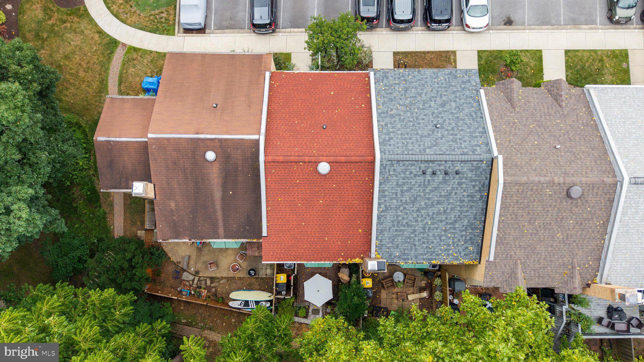 BAY HILLS TANGLEWOOD - Residential