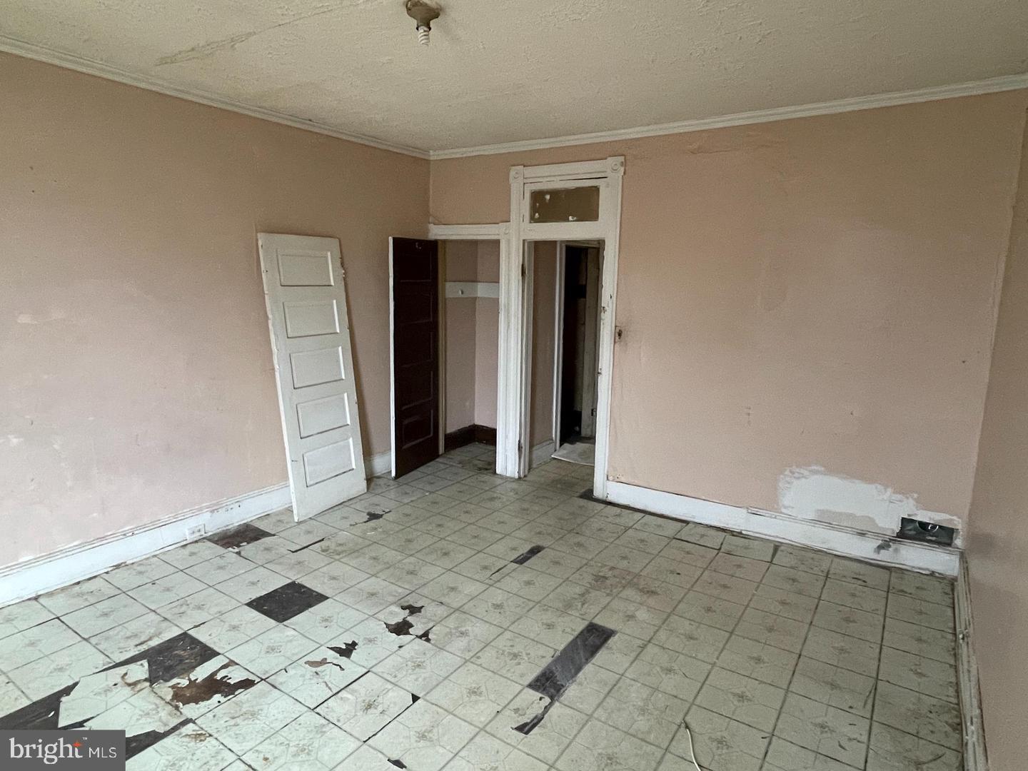 EAST BALTIMORE MIDWAY - Residential