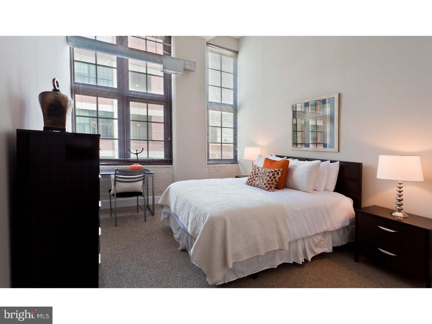 Located in the Fitler Square neighborhood, Locust on the Park offers the convenience of urban living with a welcoming neighborhood feel. The newly upgraded apartments feature modern kitchens with granite countertops and stainless-steel appliances. Hardwood floors throughout the living areas, high, industrial ceilings with oversized windows and spacious, loft-style floor plans. Each apartment contains a private washer and dryer and walk-in closets. Community also features a brand new 24-hour fitness center and new clubroom with demonstration kitchen. We are a pet friendly community with no weight limit on dogs.  Located adjacent to the Schuylkill River Park, provides close access to abundant green space and commuting is convenient with the nearby 30th Street Station. ** Photos are of model units **  Prices and availability subject to change on daily basis ** ** Parking may be available for additional fee **