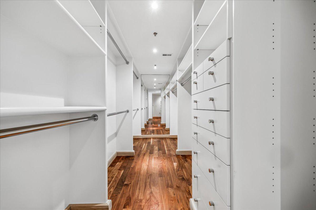 SOMERSET HOUSE 2 - Residential