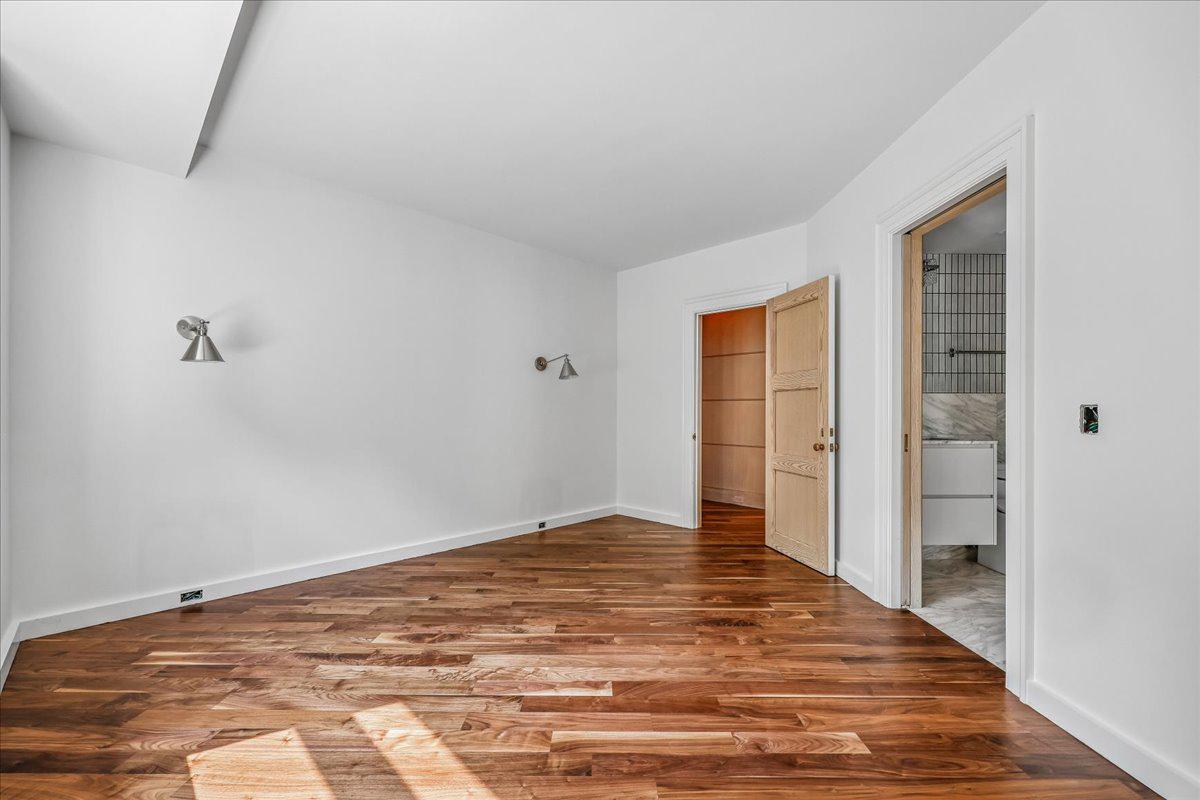 SOMERSET HOUSE 2 - Residential