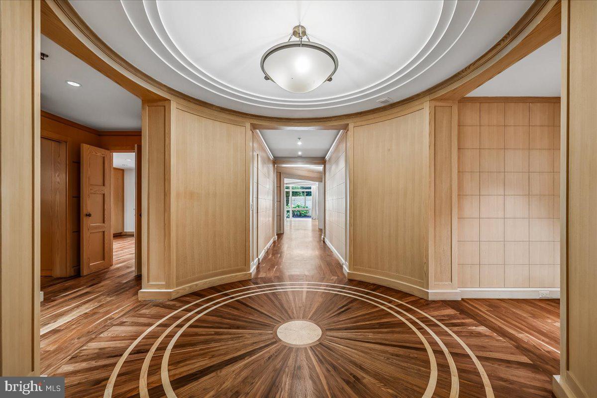 SOMERSET HOUSE 2 - Residential