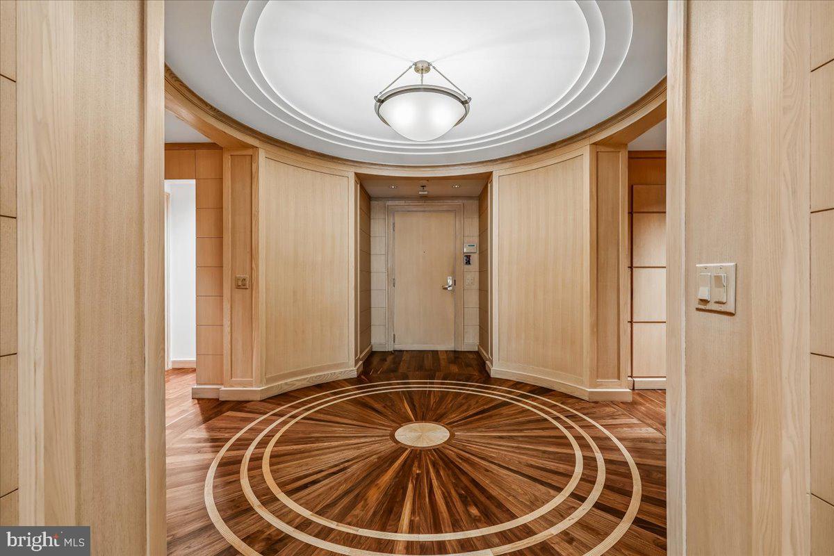 SOMERSET HOUSE 2 - Residential