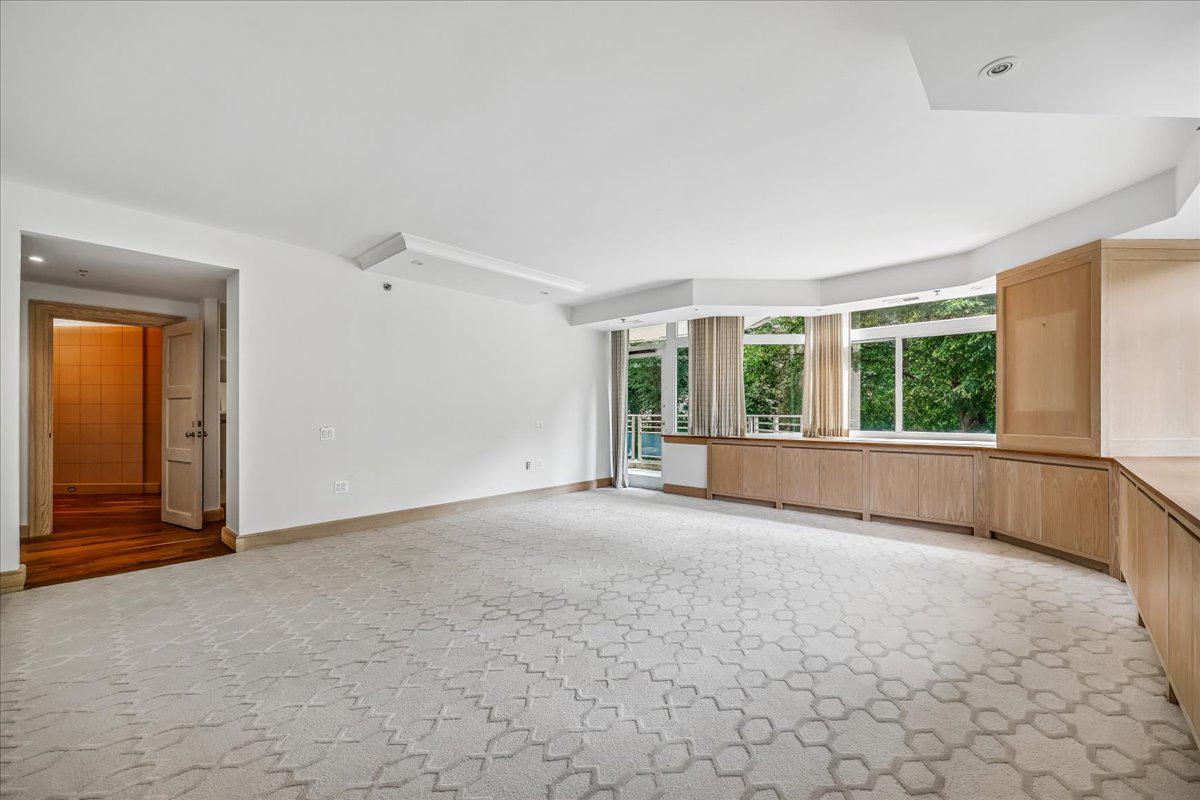 SOMERSET HOUSE 2 - Residential