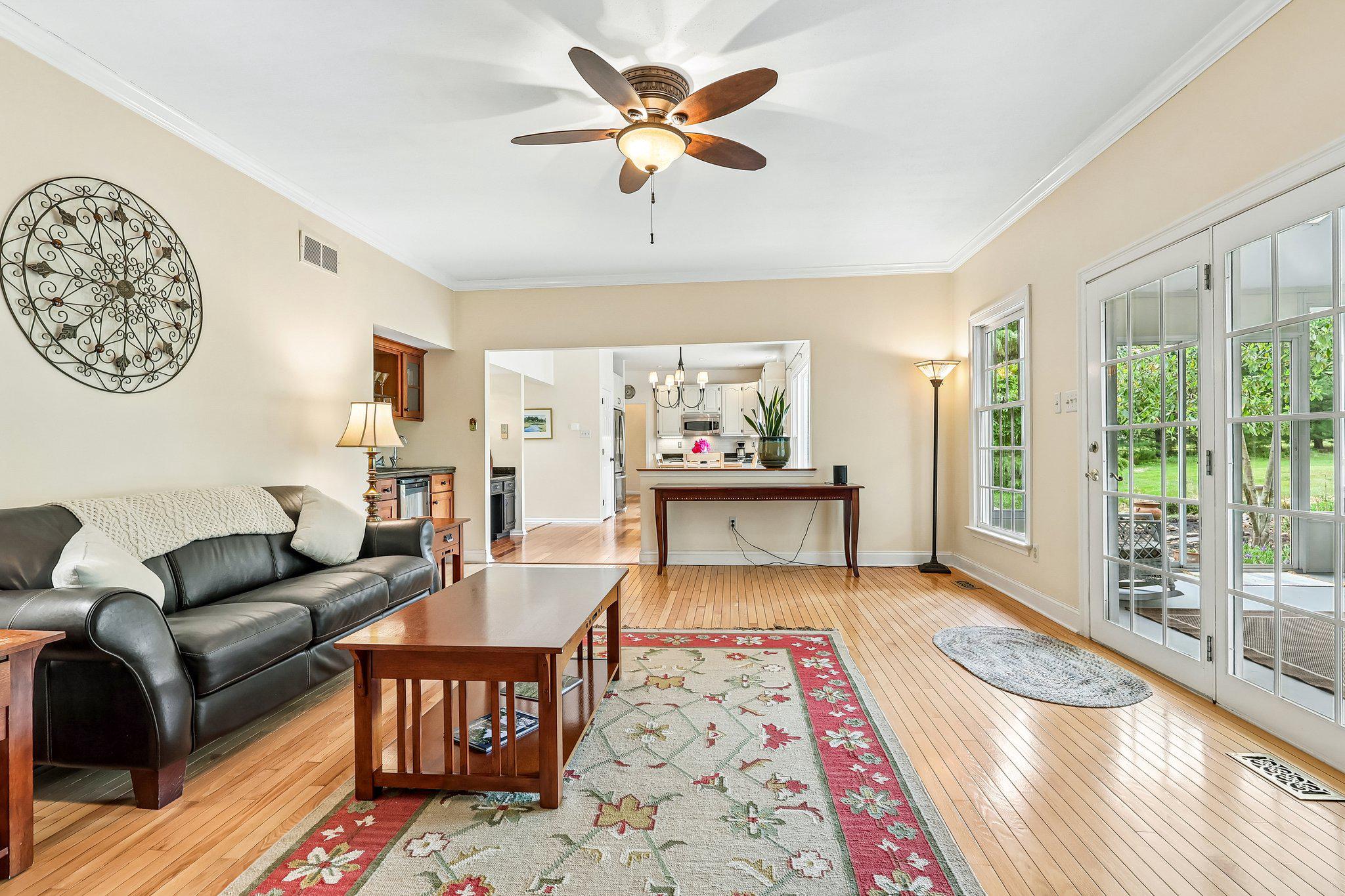 CANAL WALK - Residential