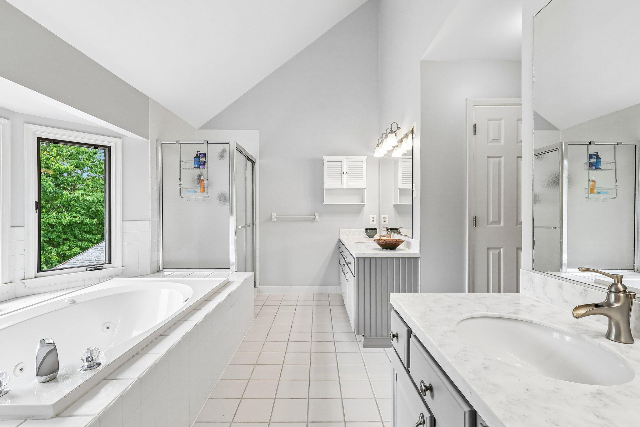 CANAL WALK - Residential