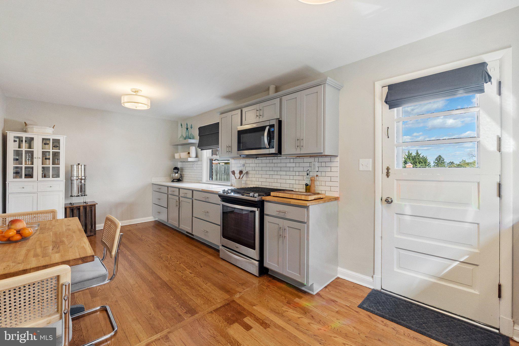 BELLVIEW HEIGHTS - Residential