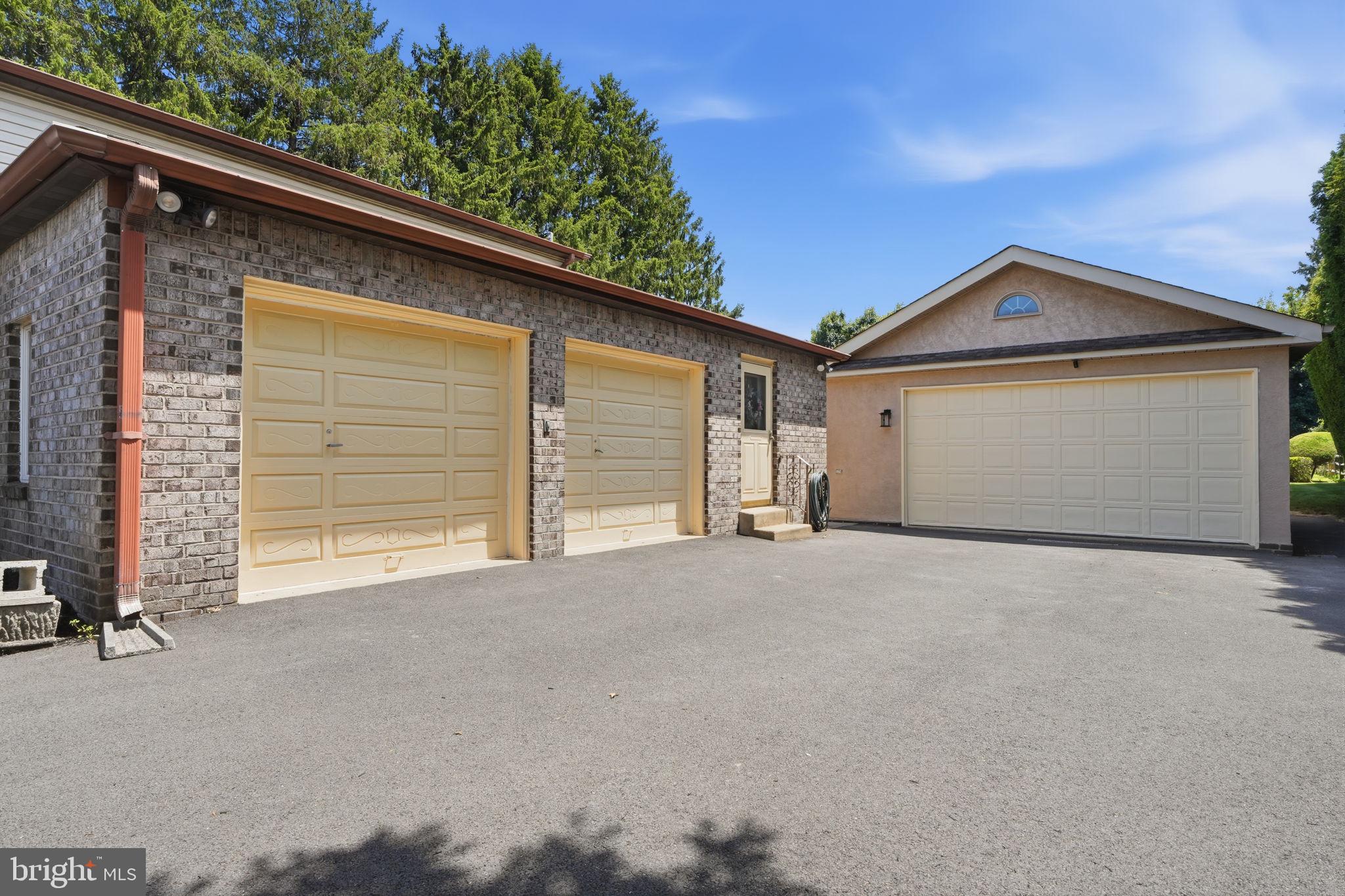 PINE TREE FARMS - Residential