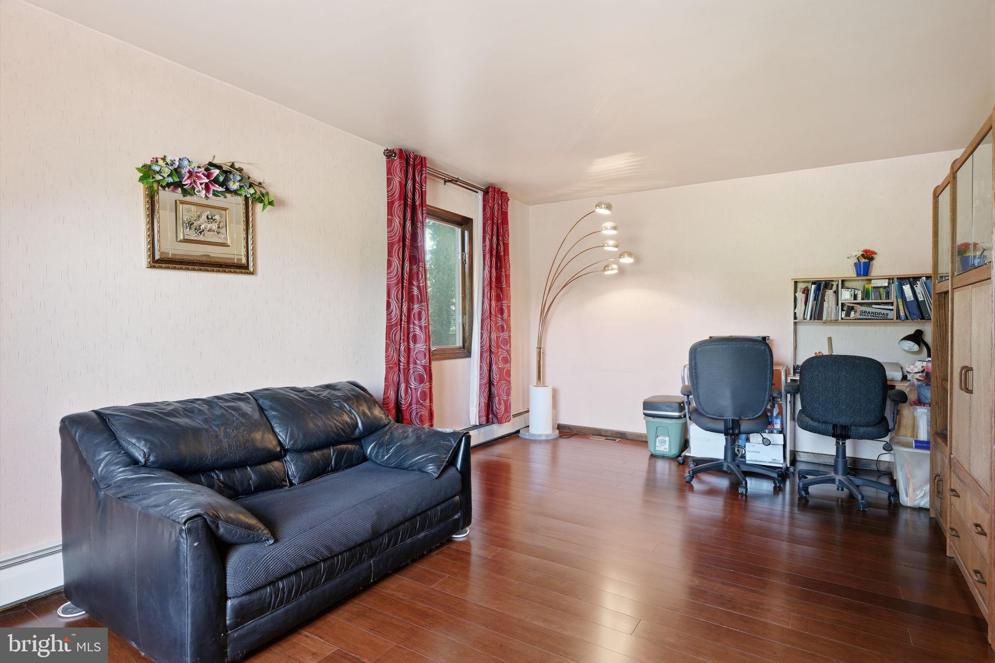 PINE TREE FARMS - Residential