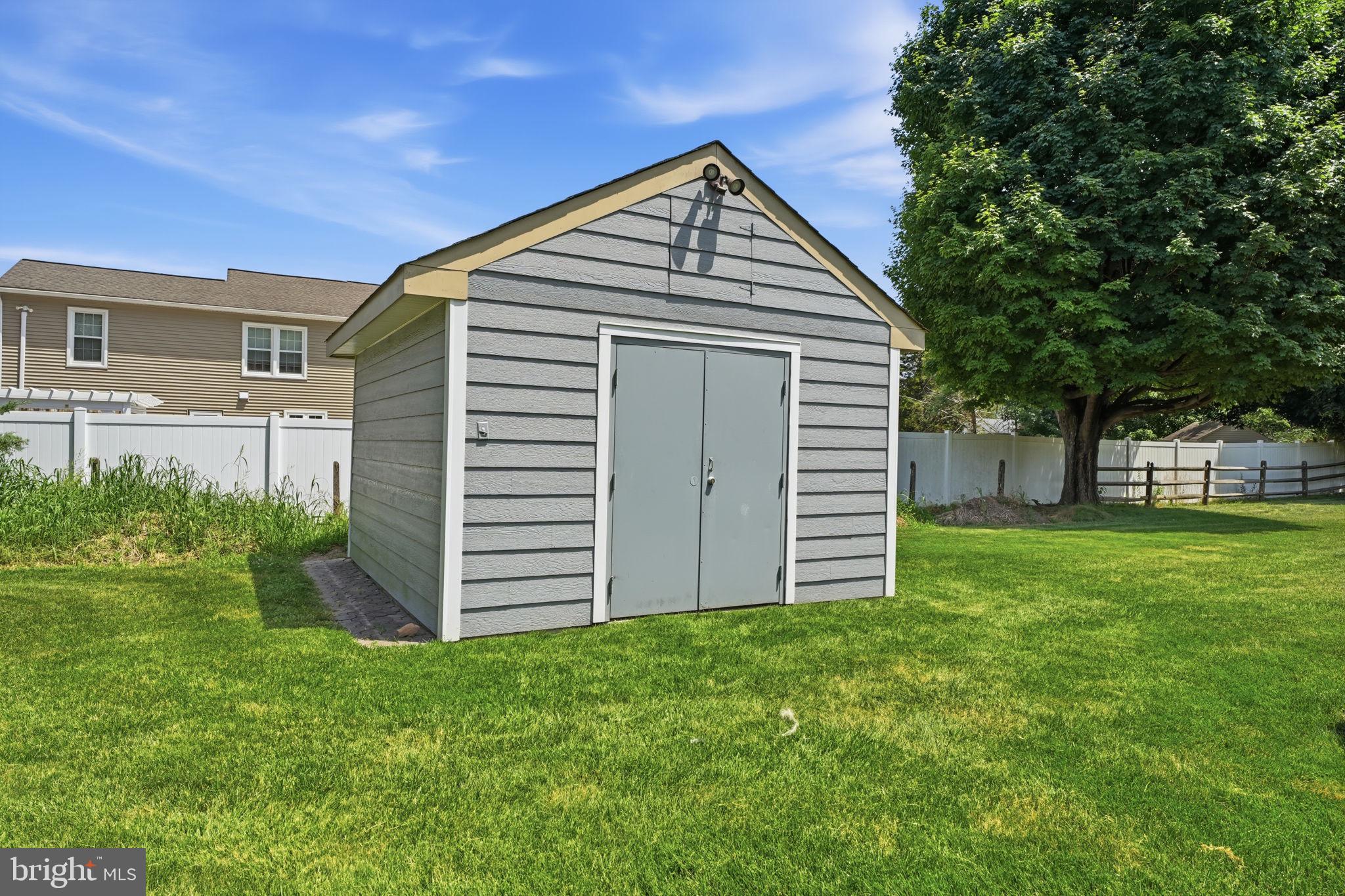 PINE TREE FARMS - Residential