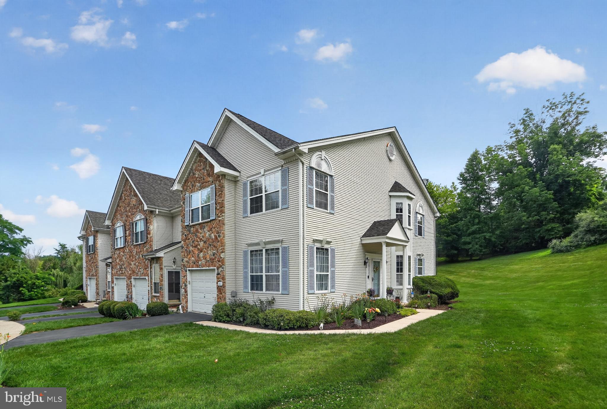BRIDLEWOOD - Residential