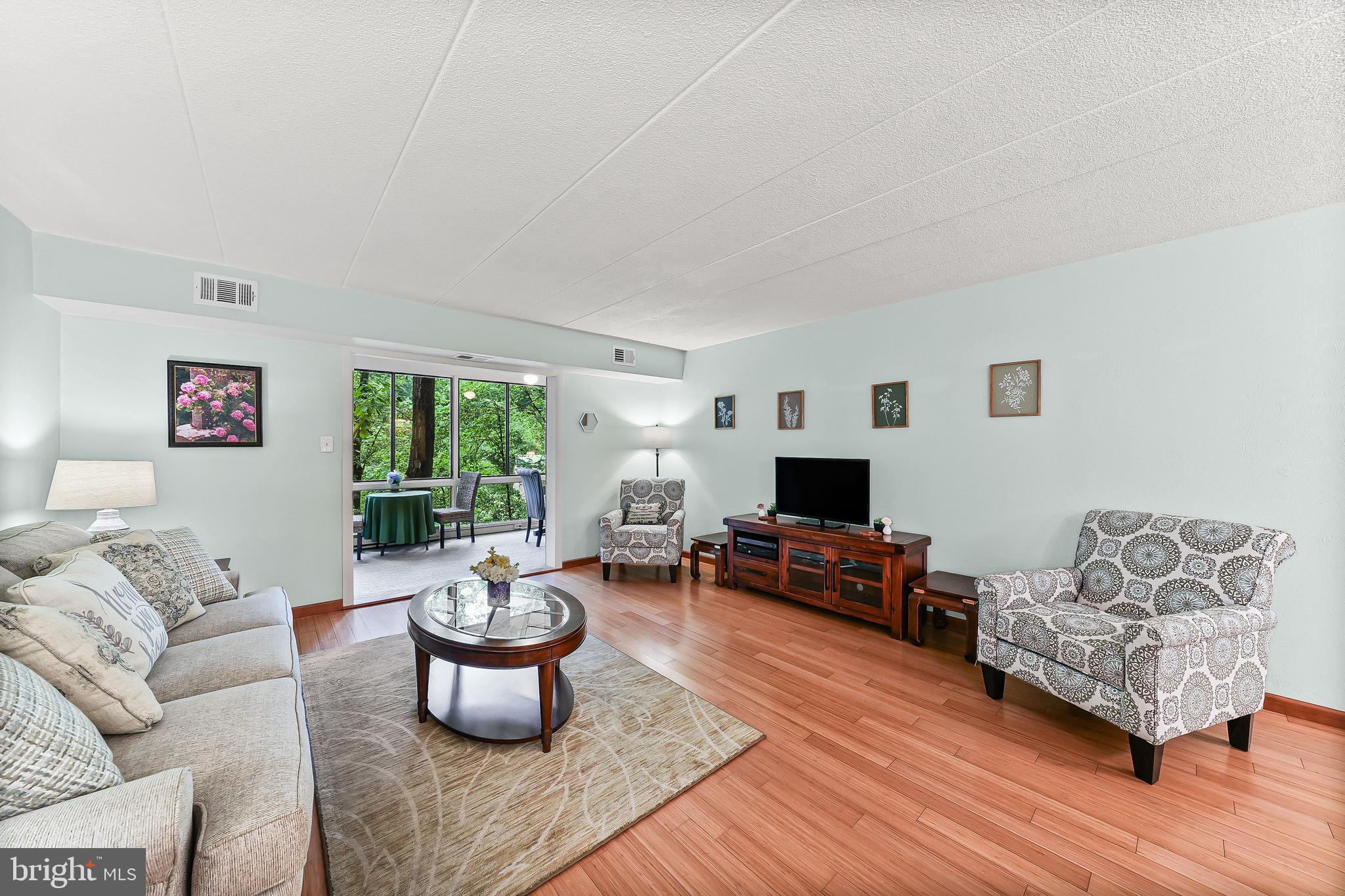 HICKORY HILL - Residential