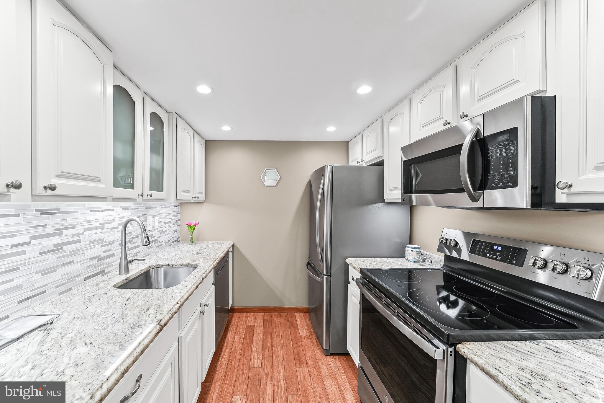 HICKORY HILL - Residential
