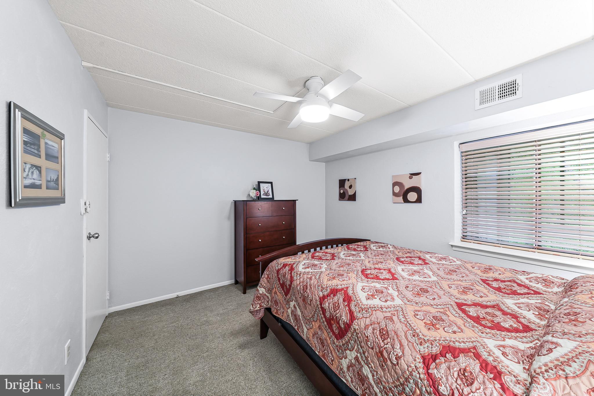 HICKORY HILL - Residential