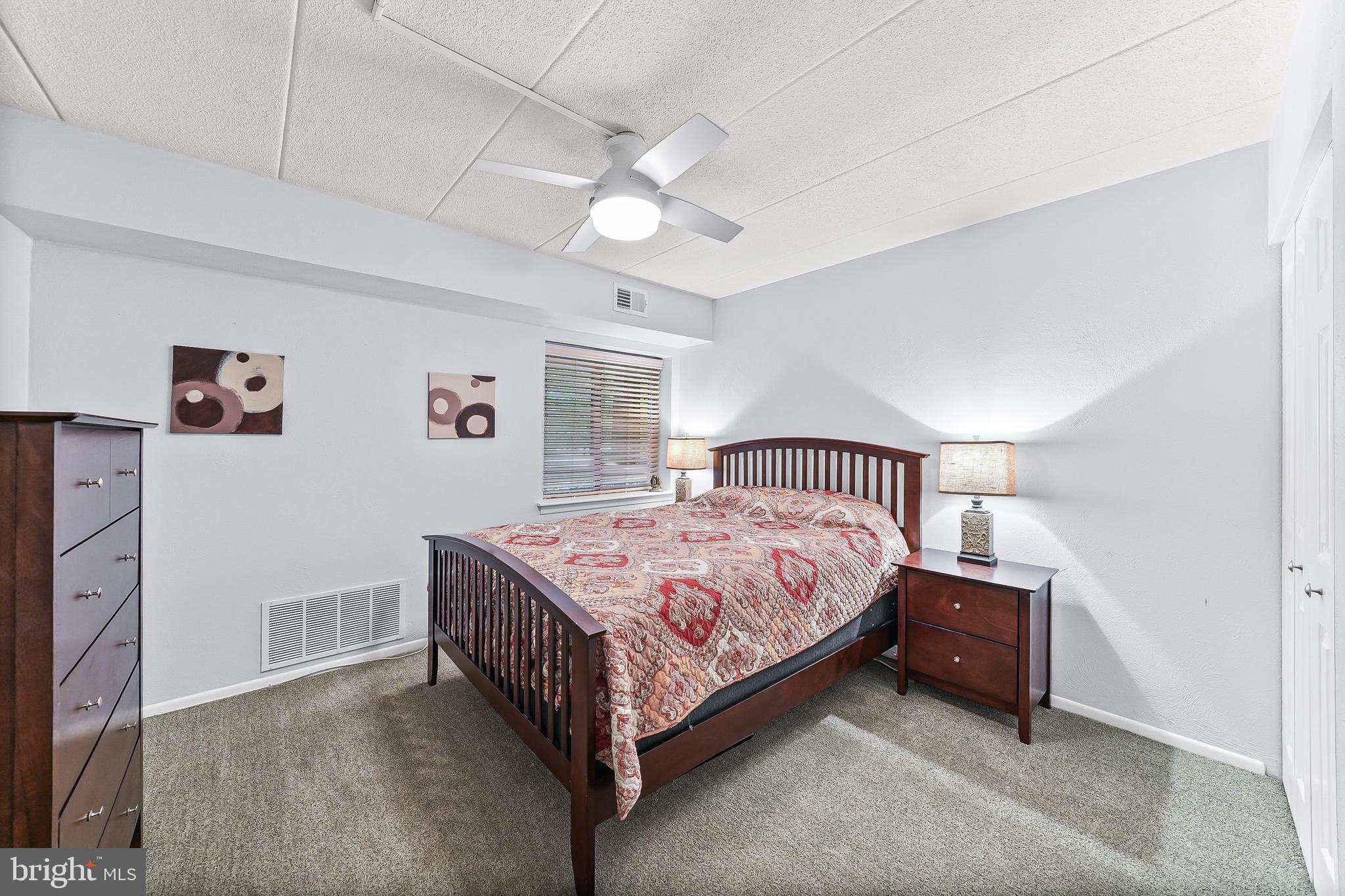HICKORY HILL - Residential