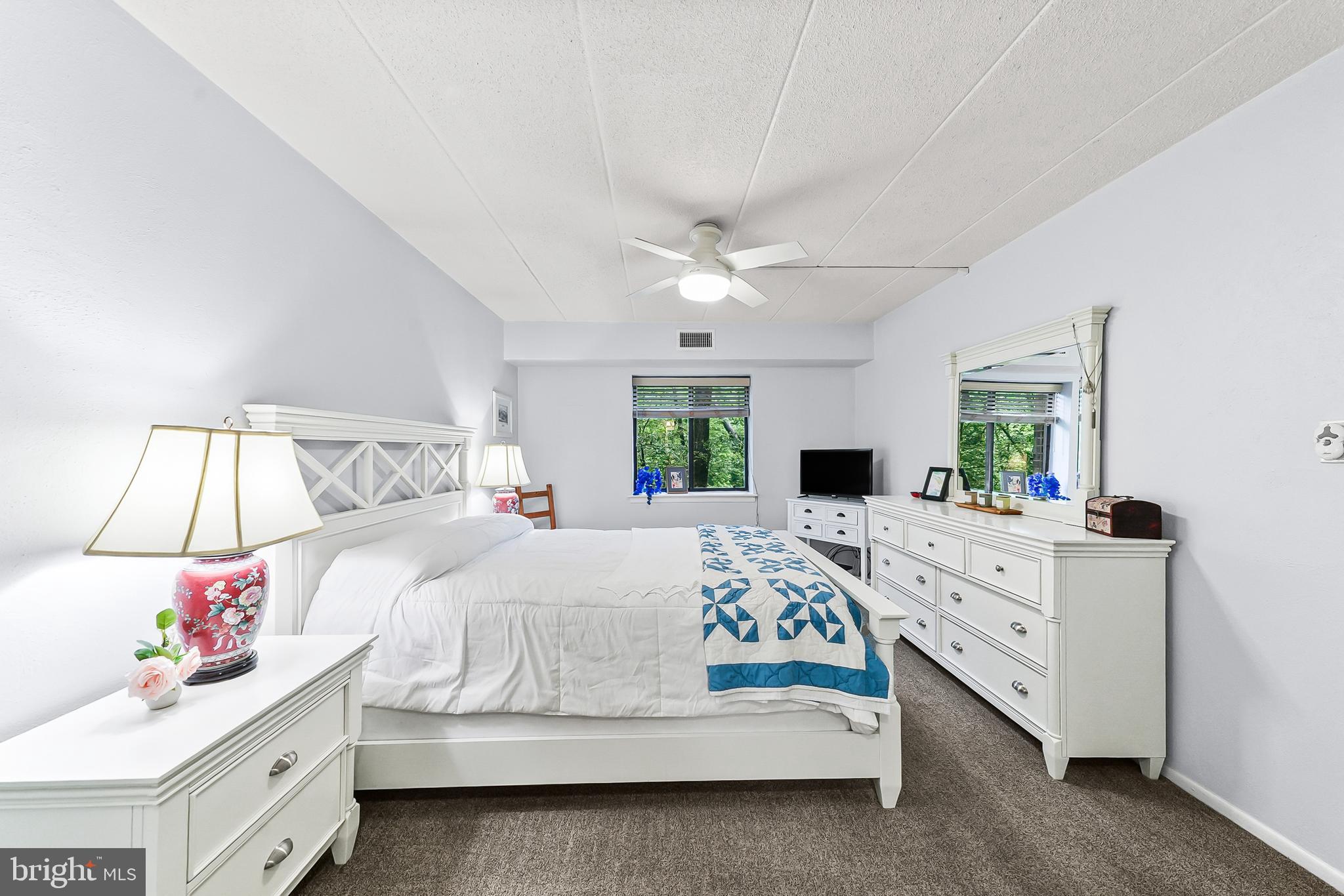 HICKORY HILL - Residential
