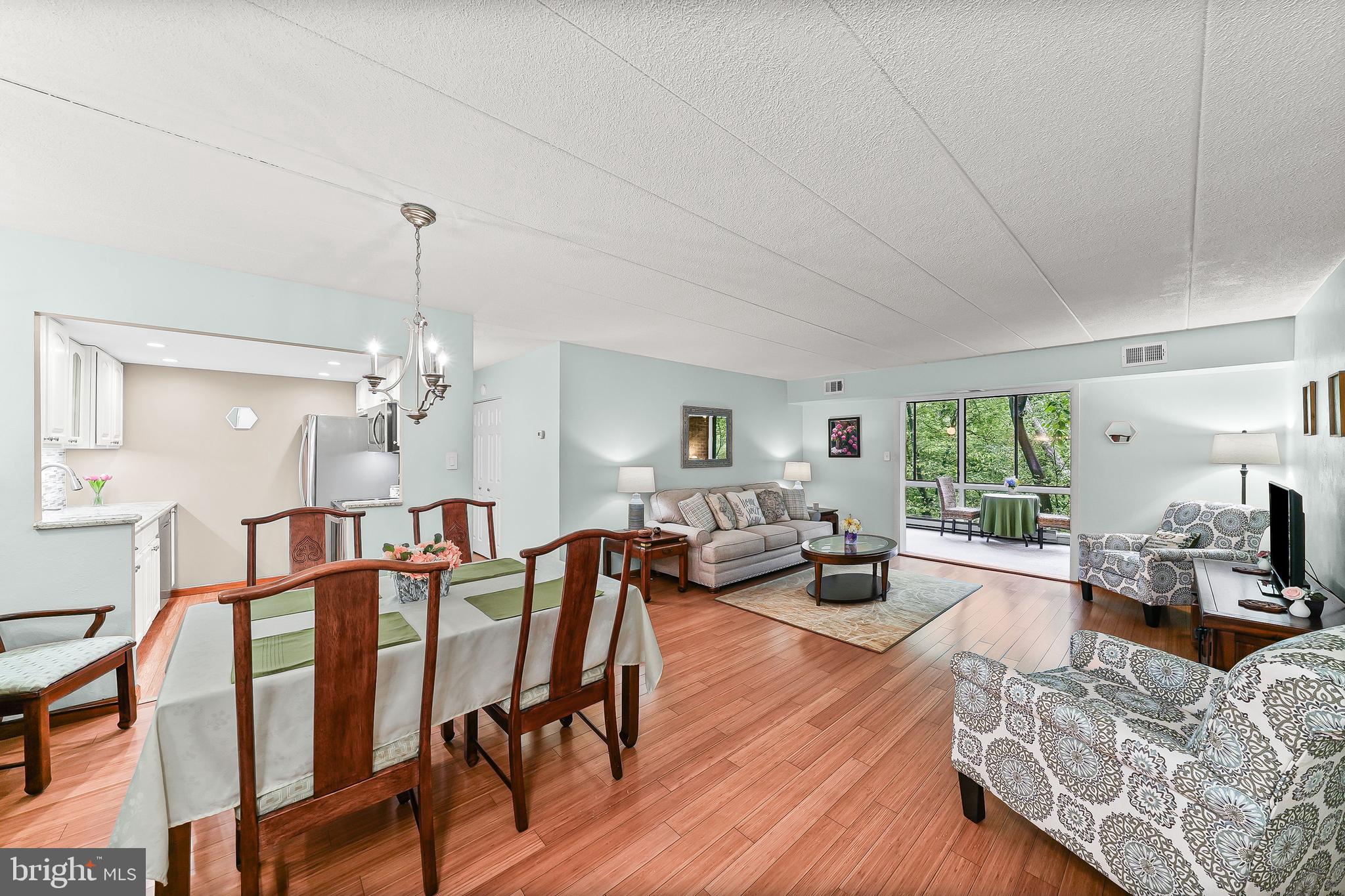 HICKORY HILL - Residential