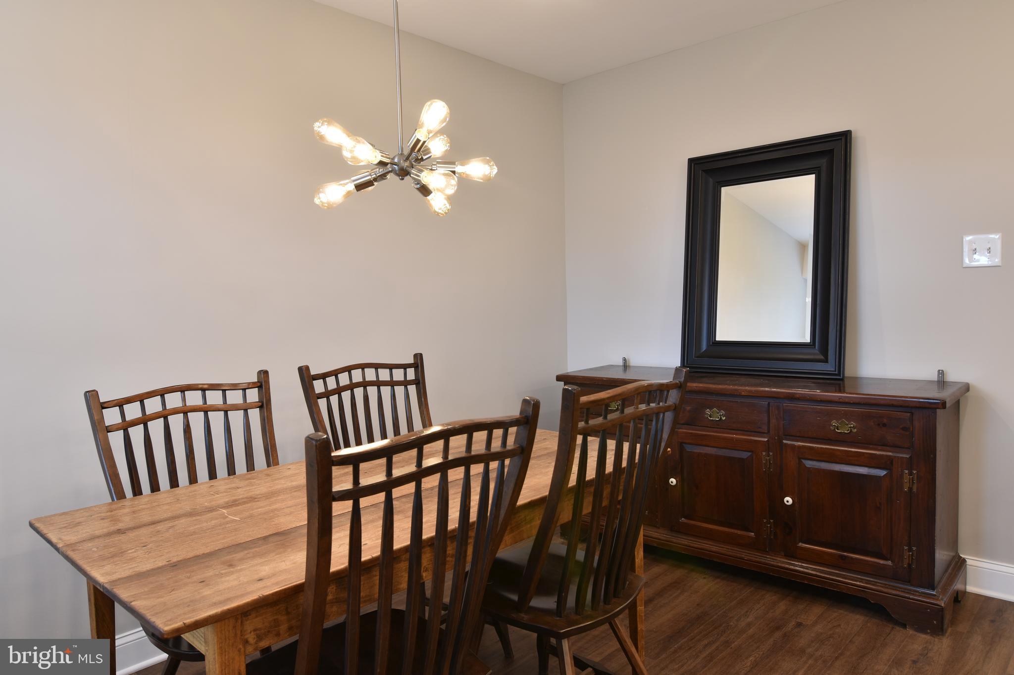 INDIAN KING - Residential Lease