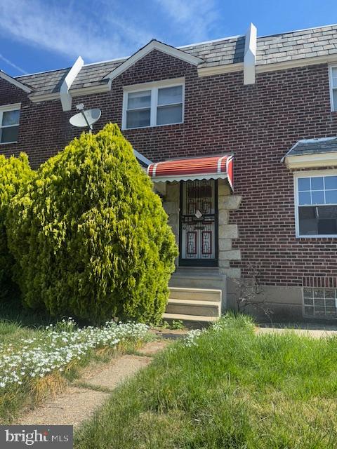 WEST OAK LANE - Residential