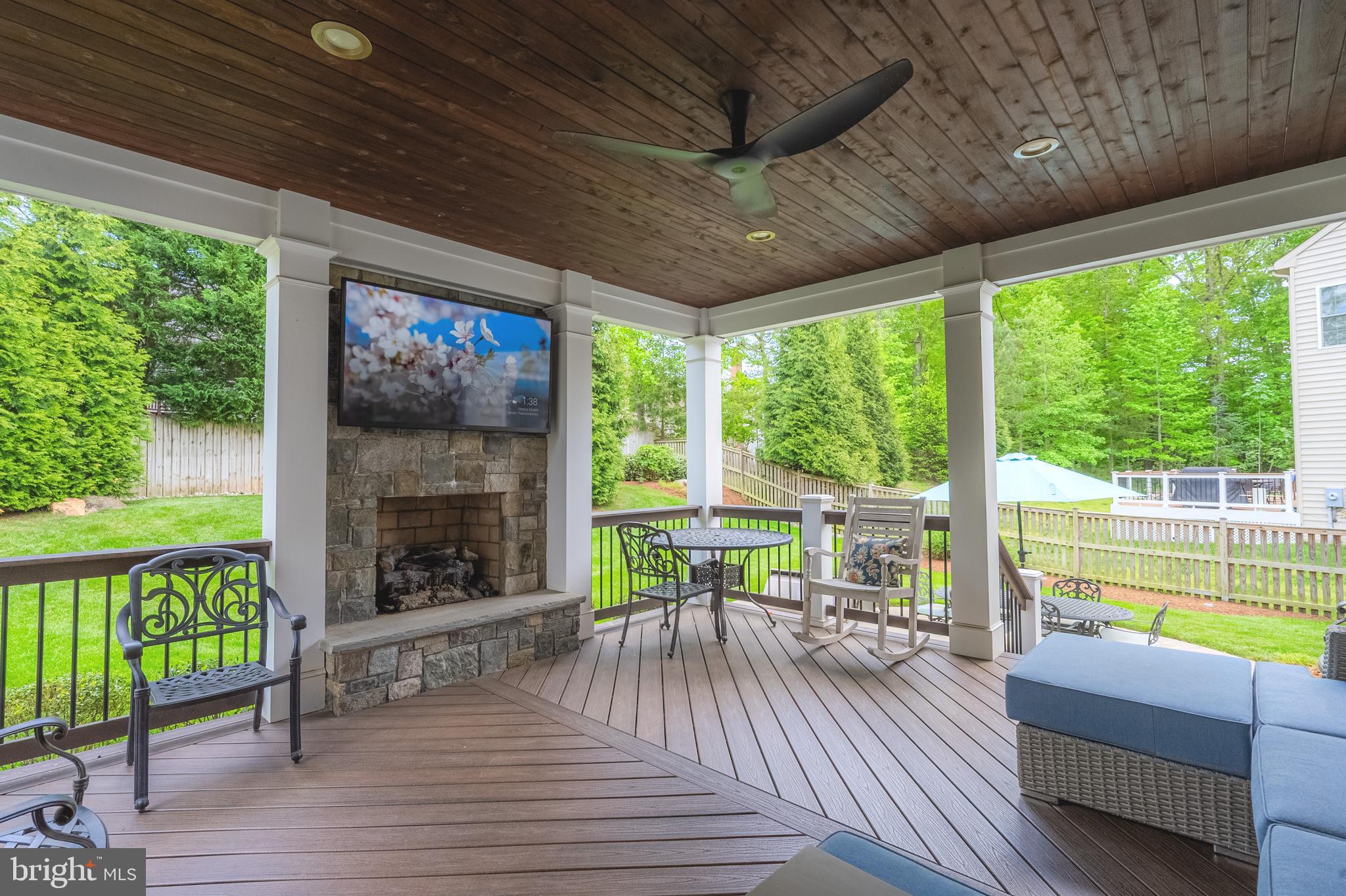 GAMBRILL POINTE - Residential