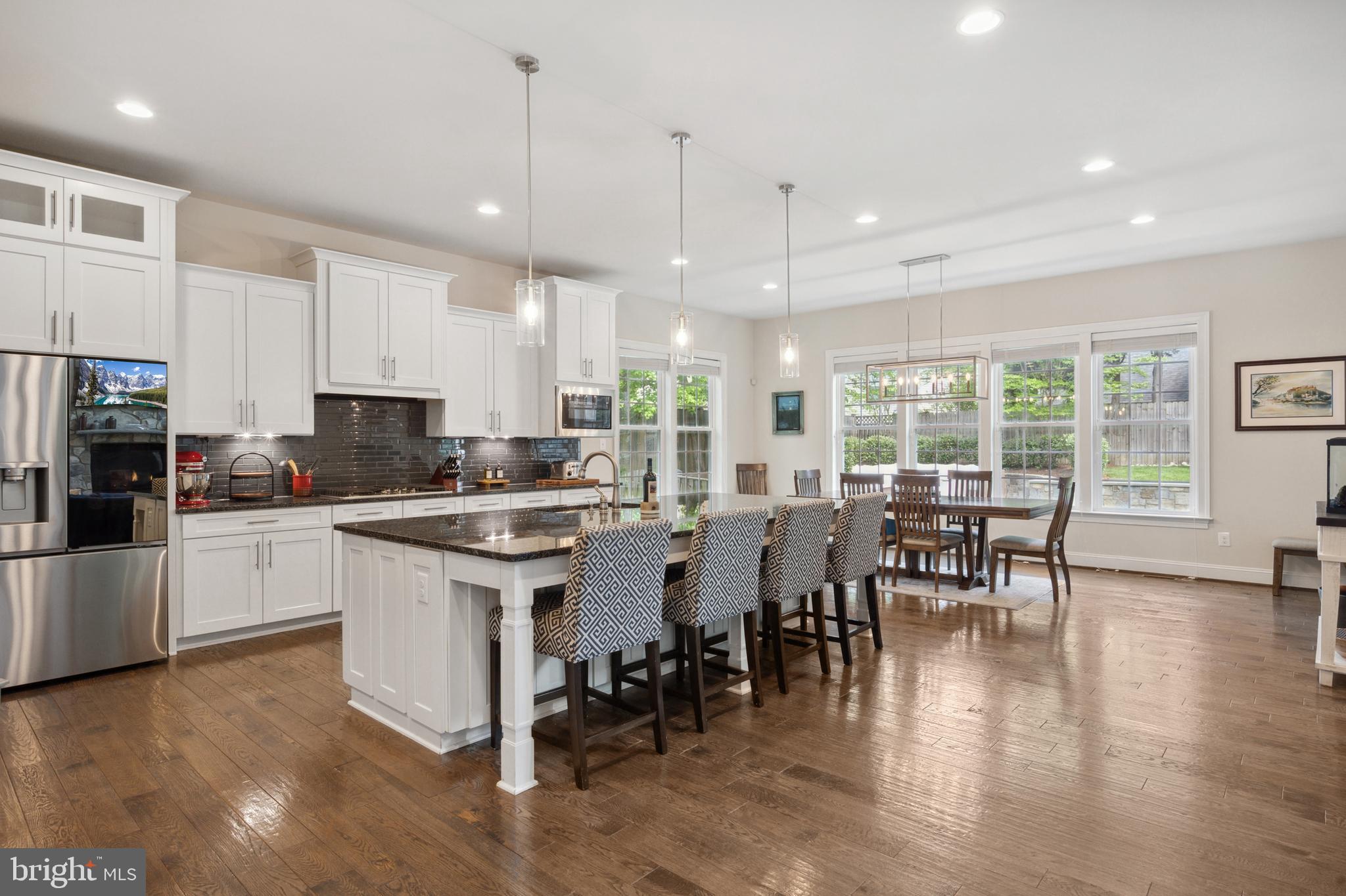 GAMBRILL POINTE - Residential