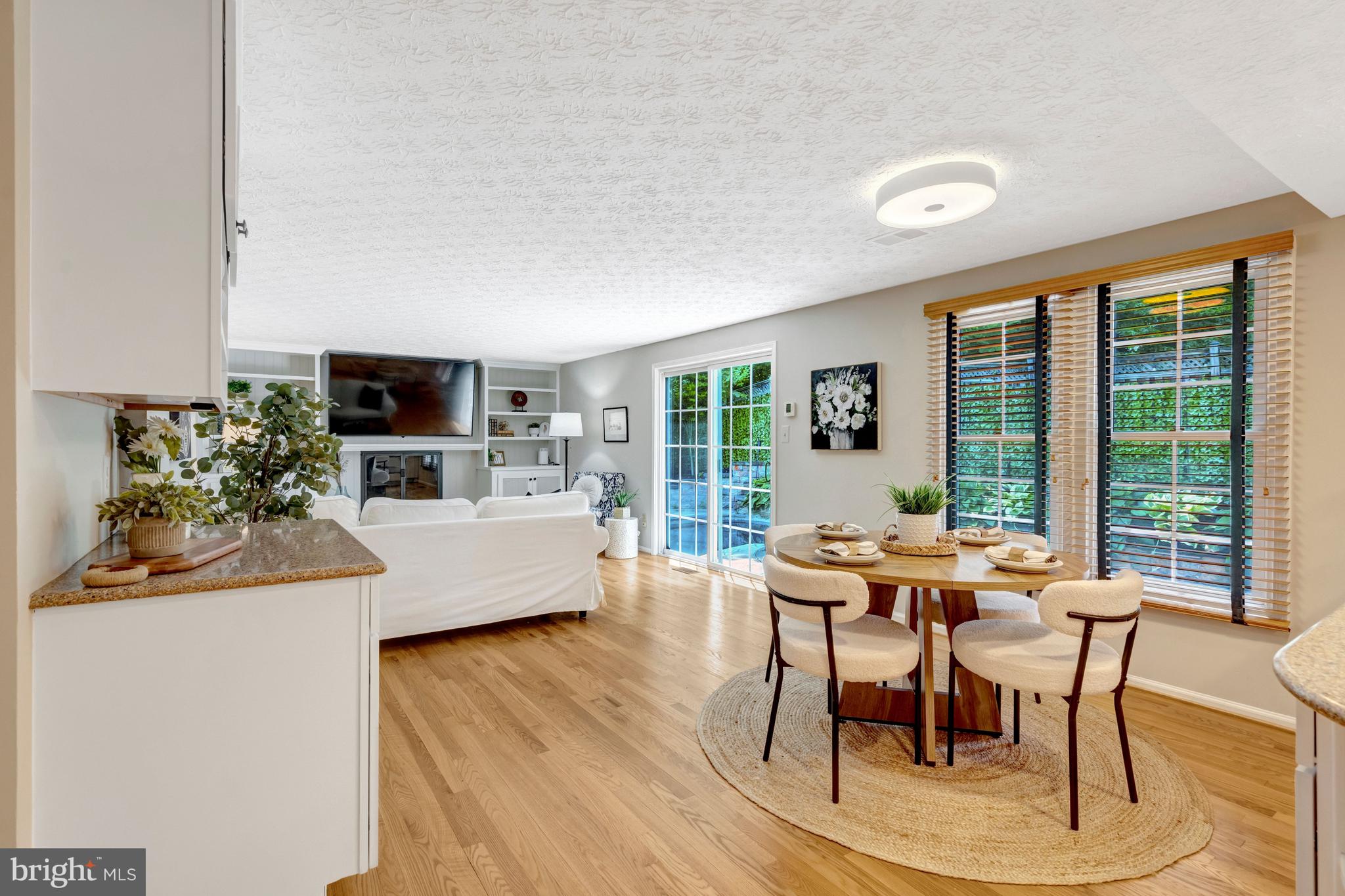 MIDDLE VALLEY - Residential