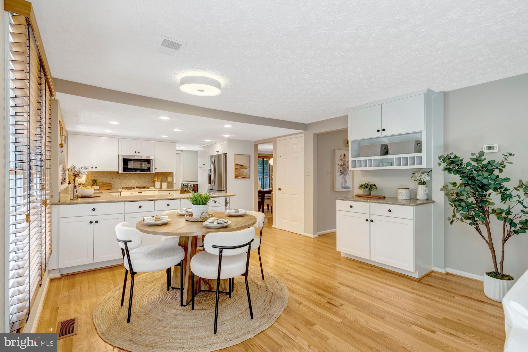 MIDDLE VALLEY - Residential