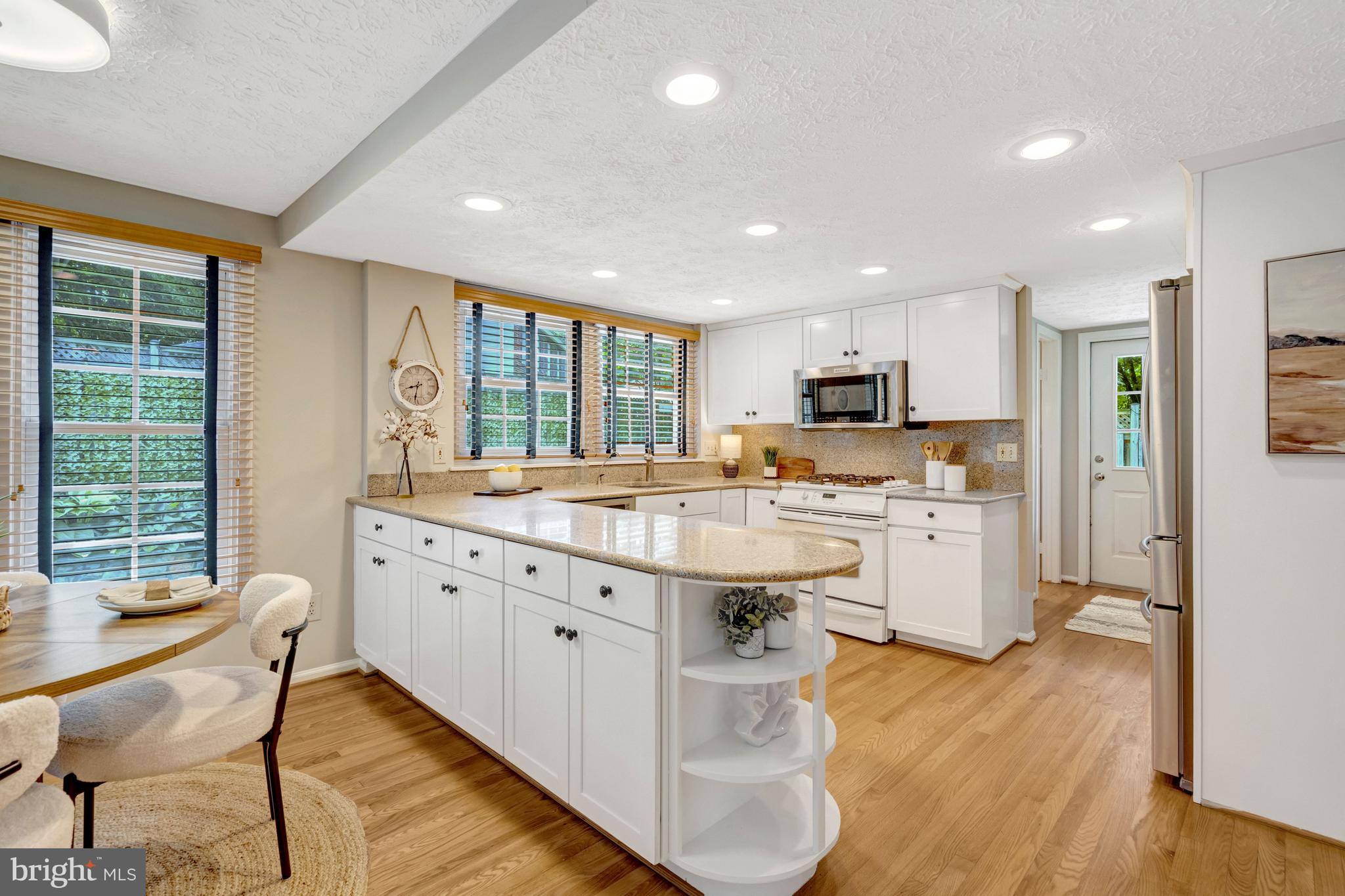 MIDDLE VALLEY - Residential