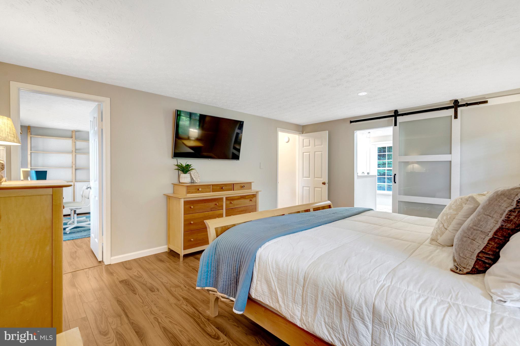 MIDDLE VALLEY - Residential