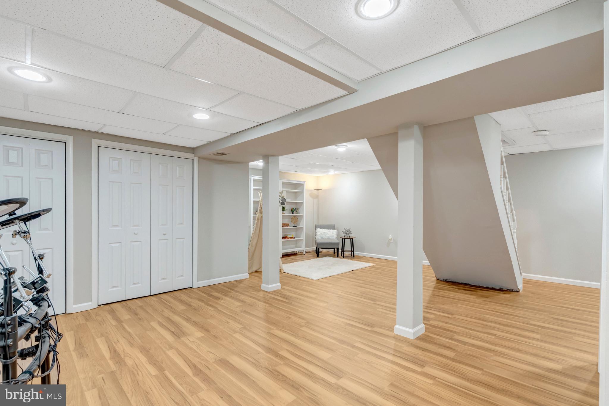 MIDDLE VALLEY - Residential