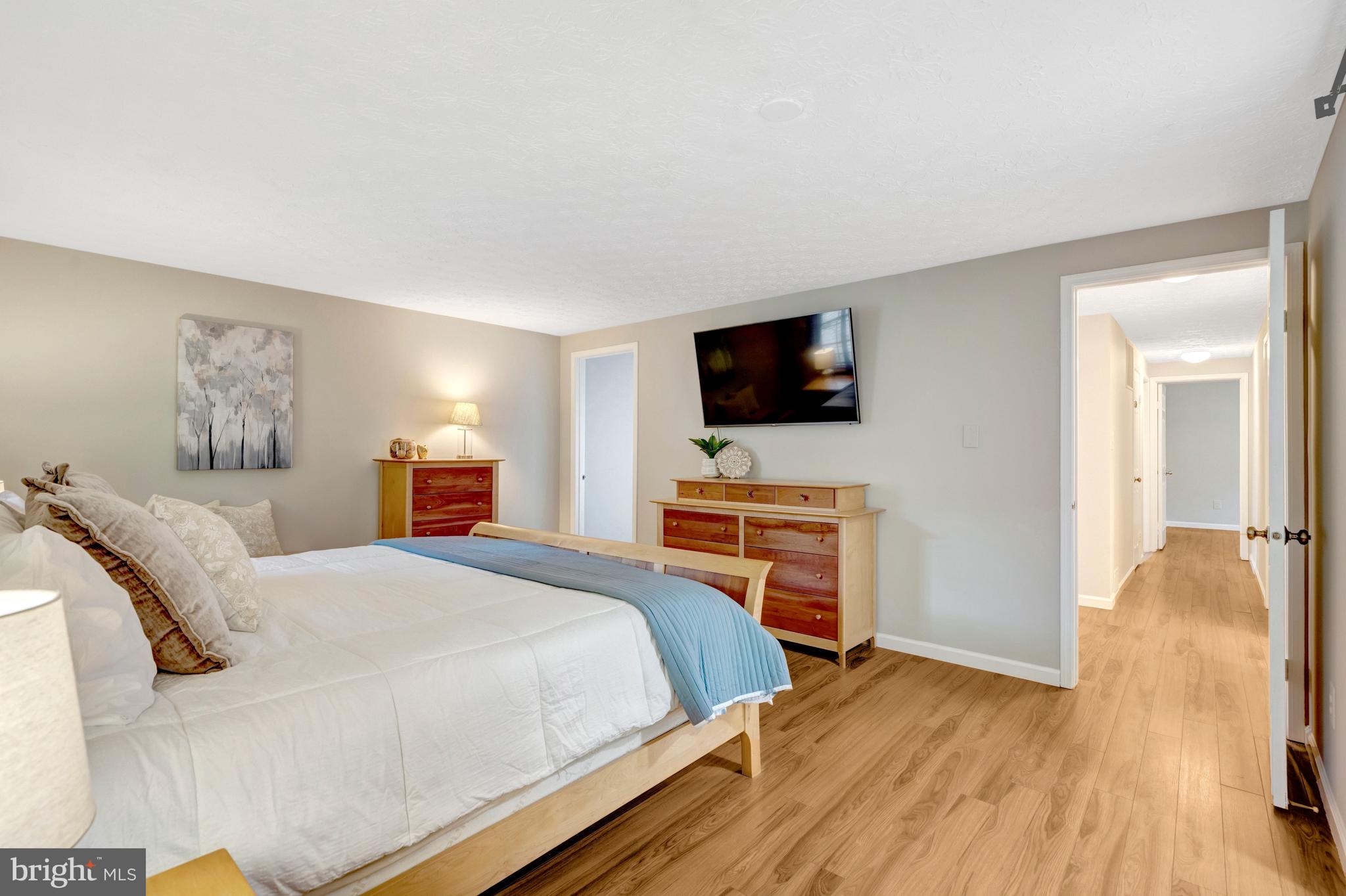 MIDDLE VALLEY - Residential