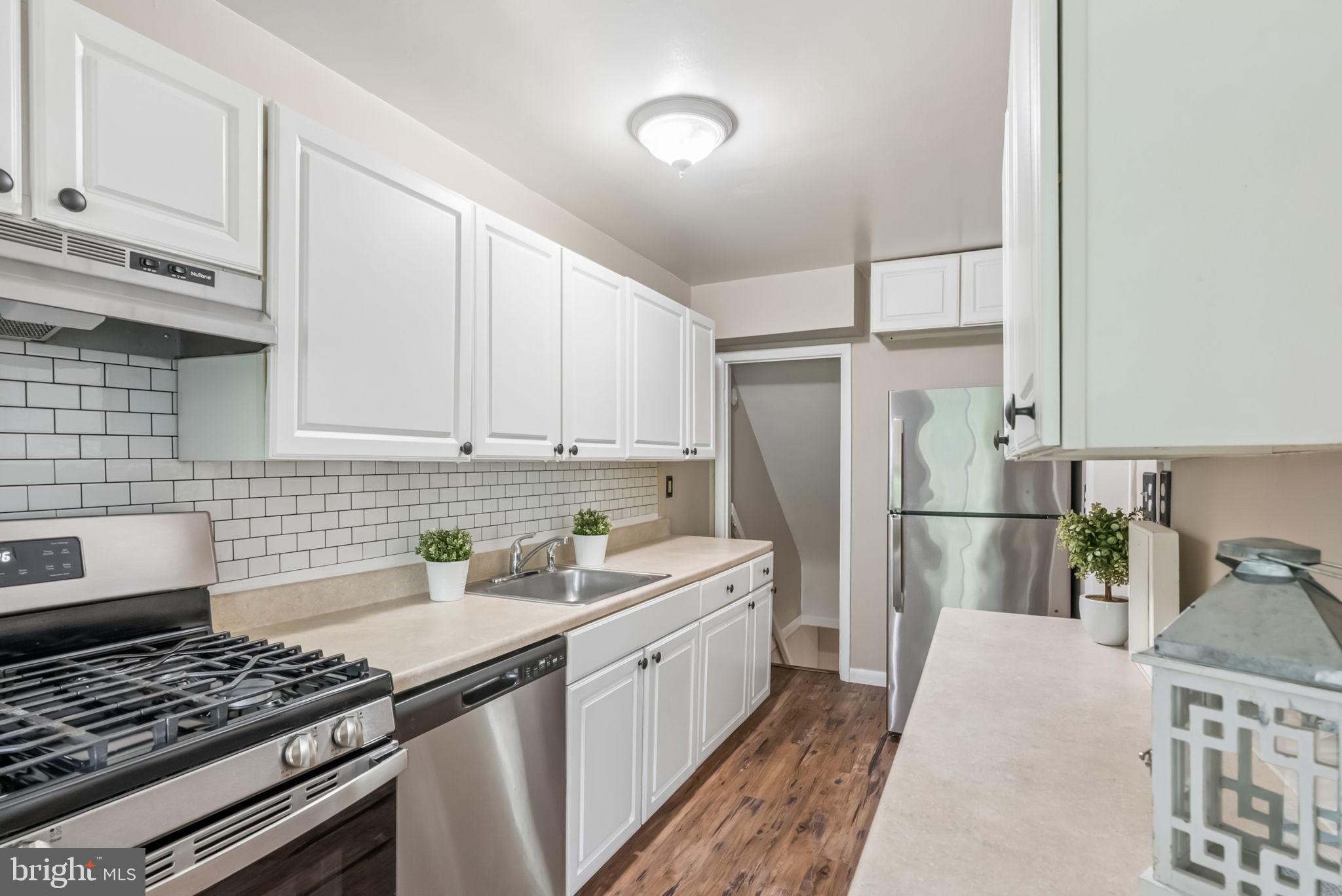 PARKVILLE - Residential