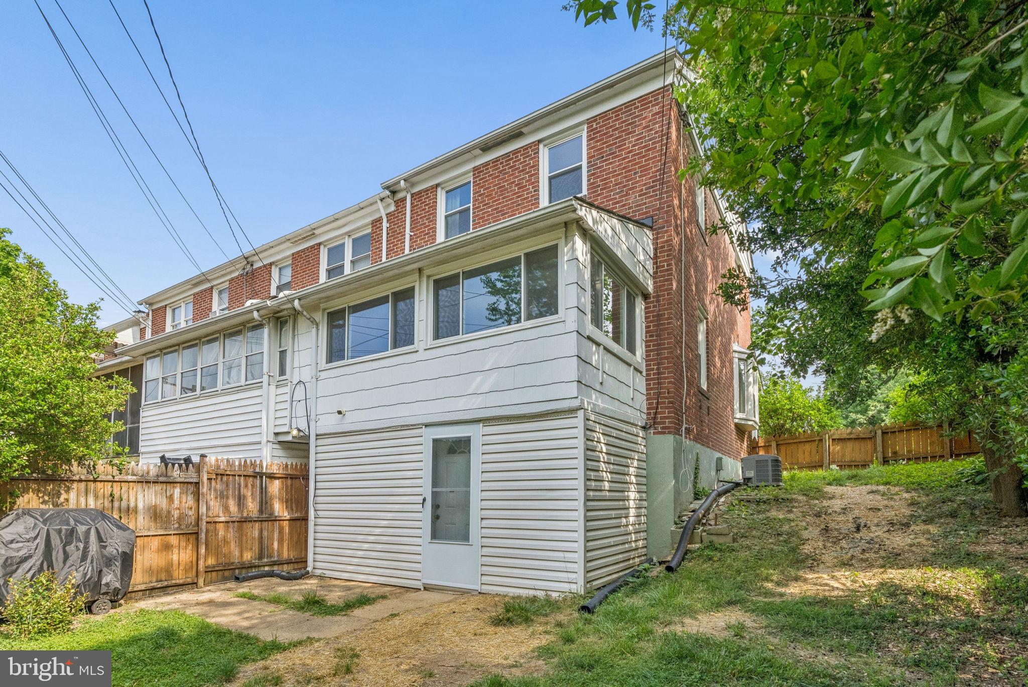 PARKVILLE - Residential
