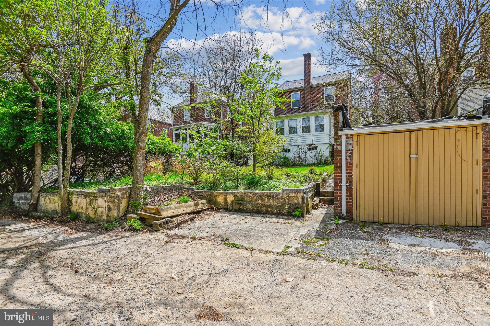 MOUNT WASHINGTON - Residential