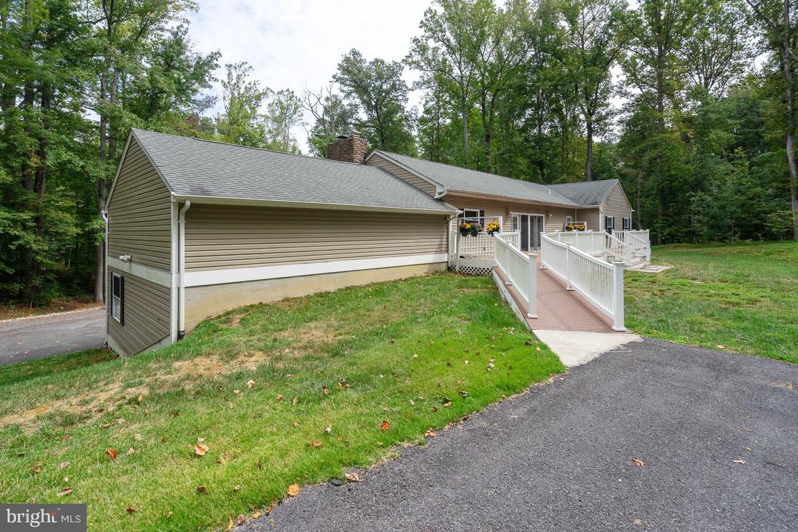 BROCK HALL PLAT 6 - Residential Lease