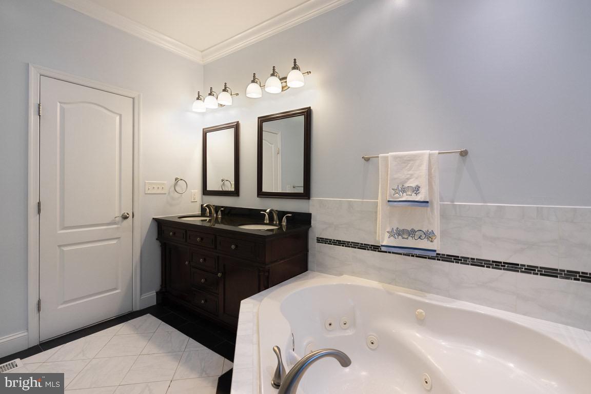 BROCK HALL PLAT 6 - Residential Lease