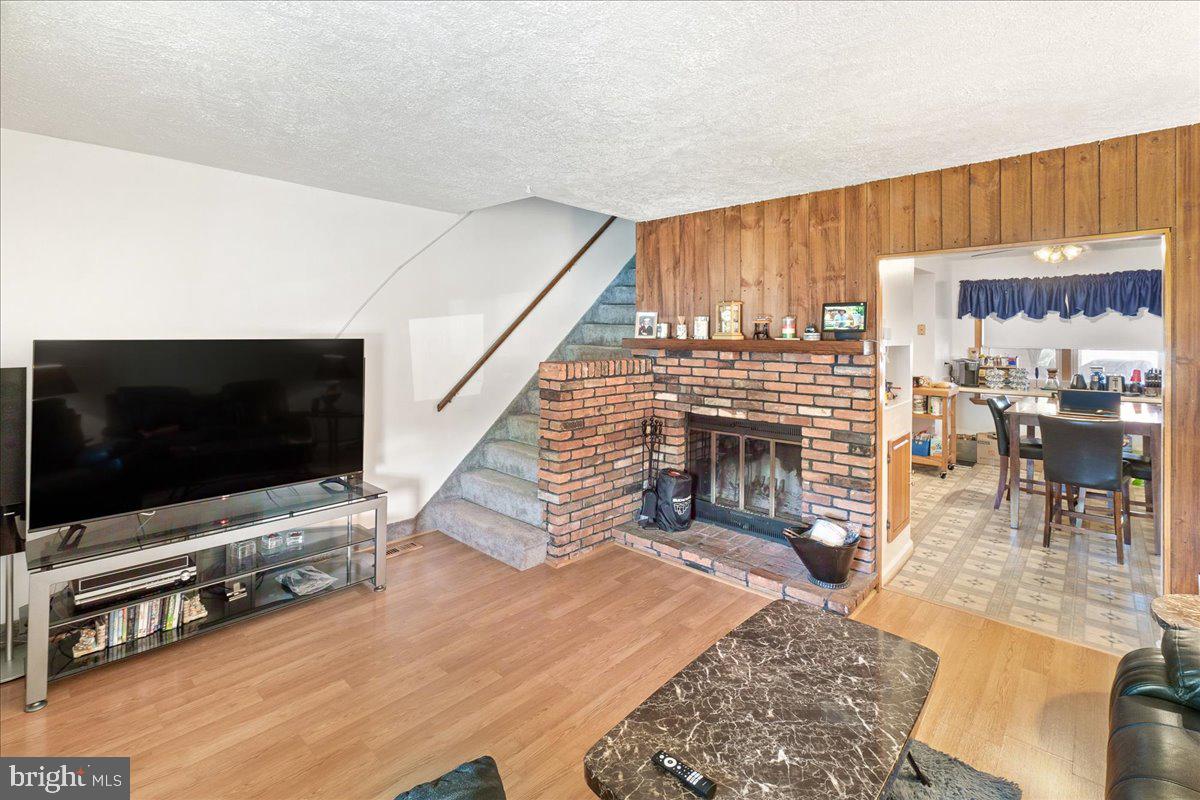 HAWTHORNE - Residential