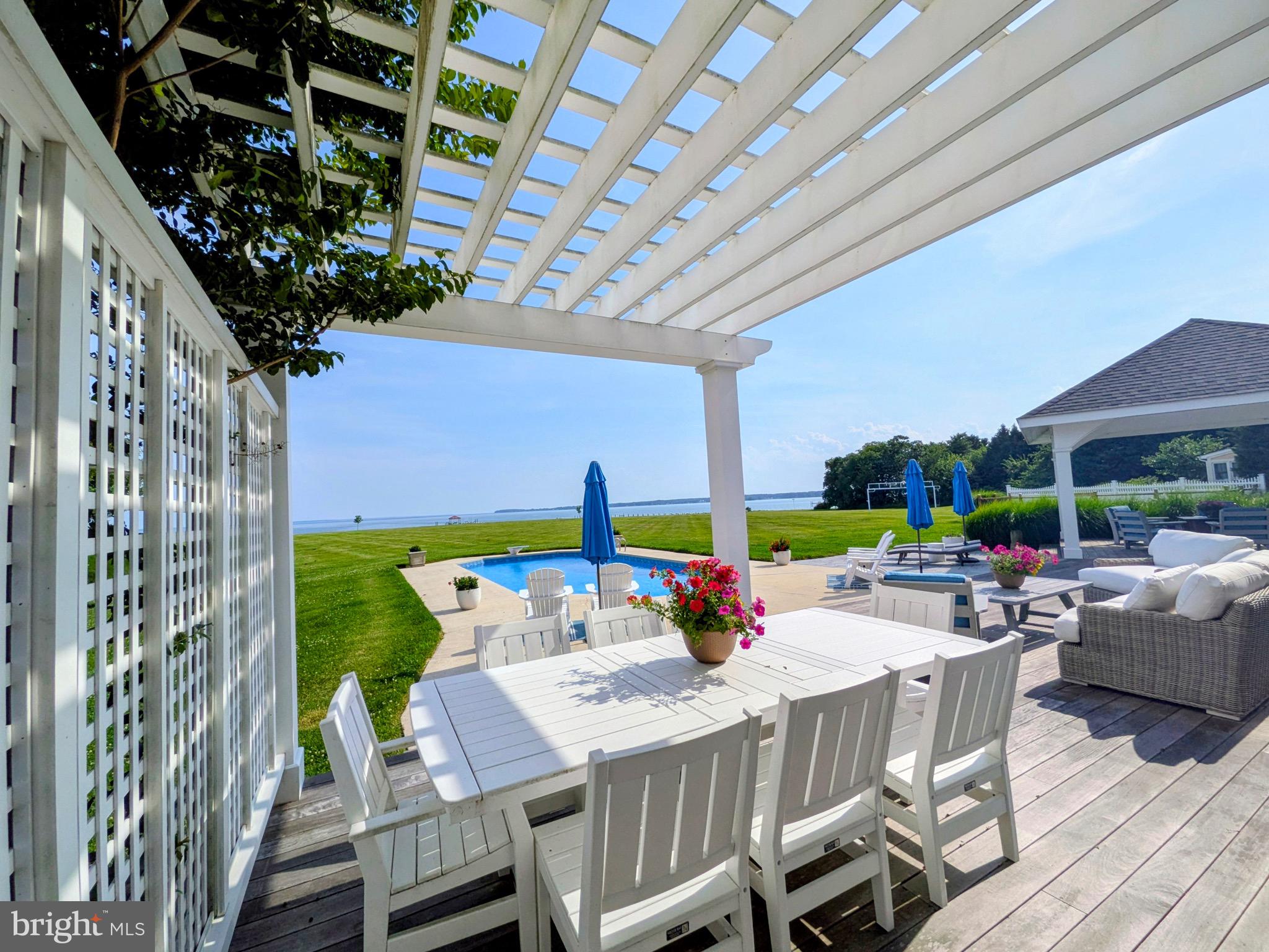 GOOSE POINT ESTATES - Residential