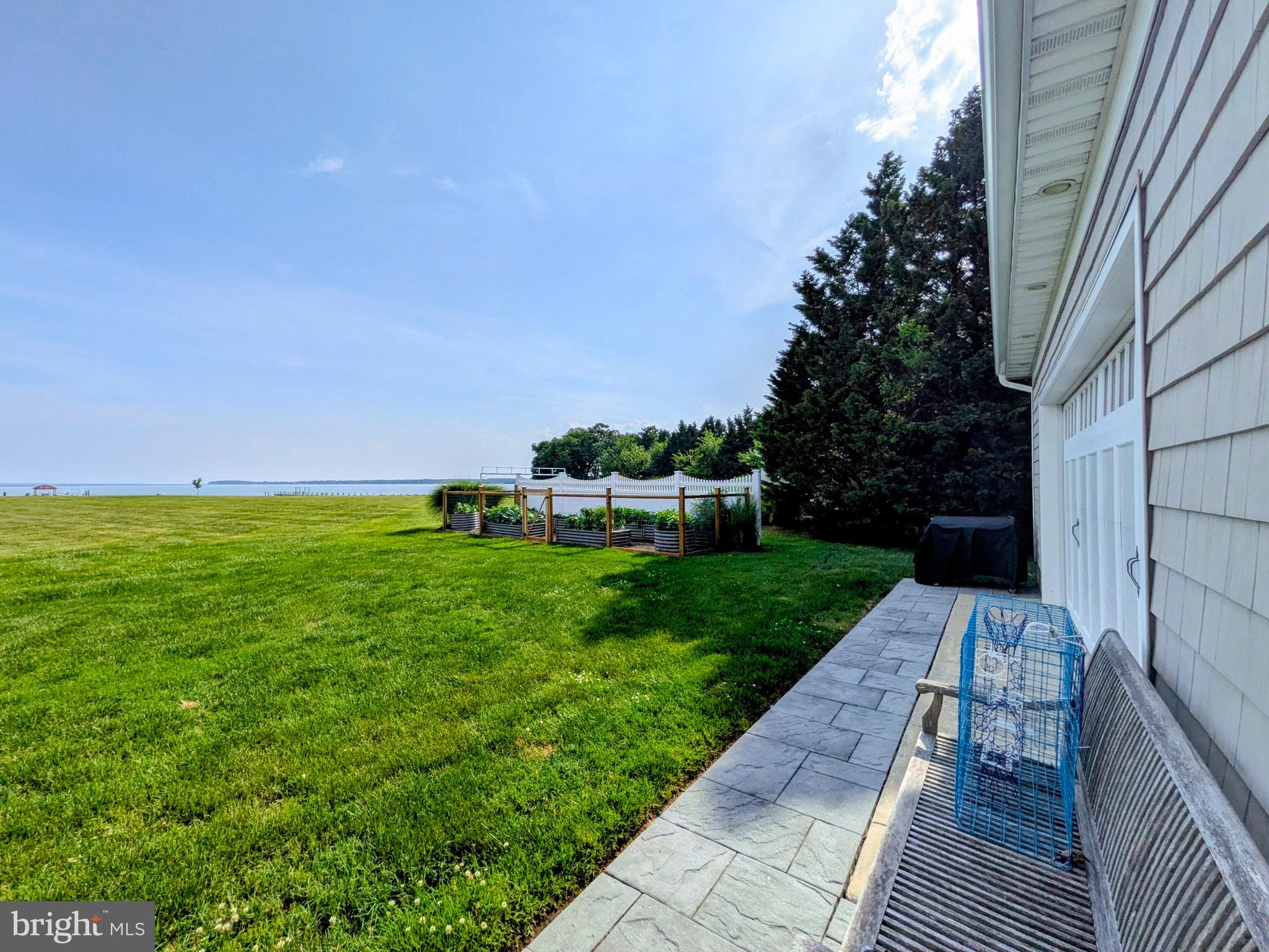 GOOSE POINT ESTATES - Residential